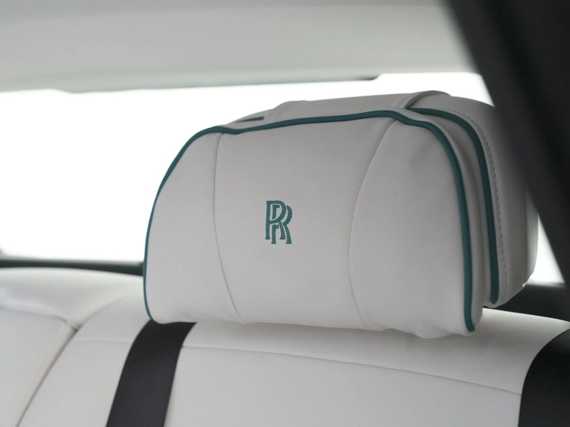 mph039_2062698167_m1n8bwjcr8ikb76jdh0vk88l4dvf_b33b7f3a4e