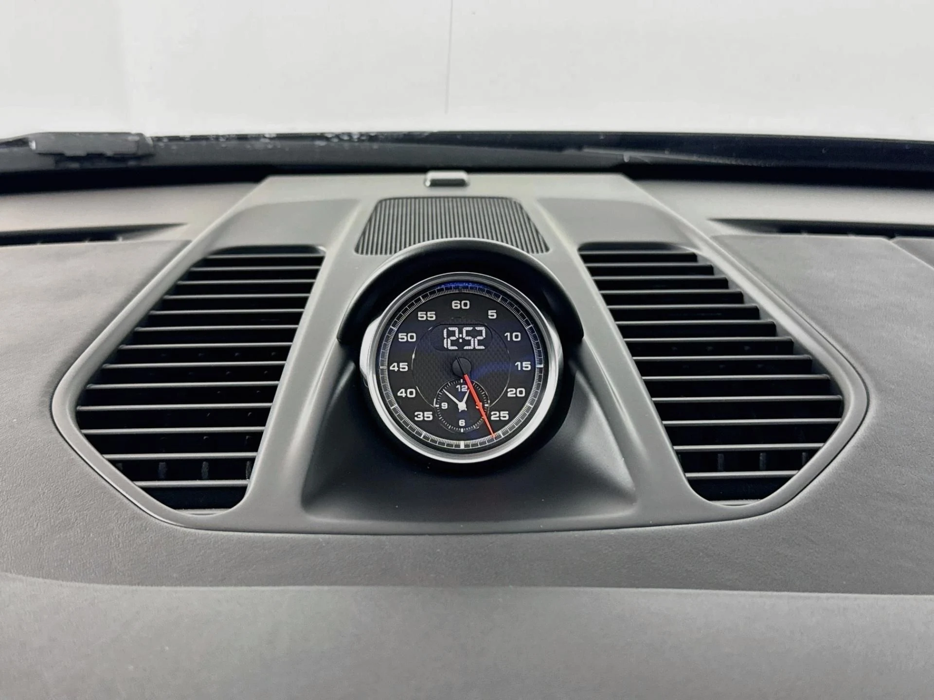 mph039_2065876441_Used_2017_Porsche_911_Carrera_S_1788200849_6bb4c49450