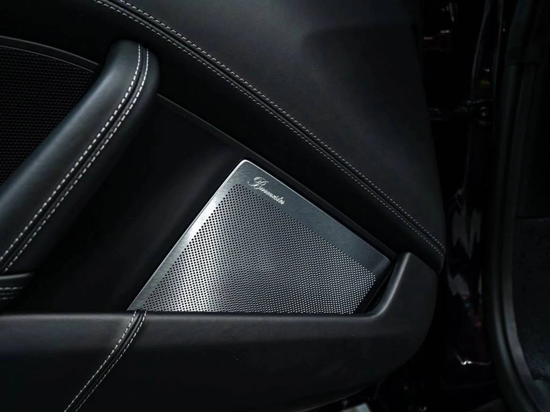 mph039_2068093806_102760e536f83434b0c02750e2095fe9_586aab4ecb