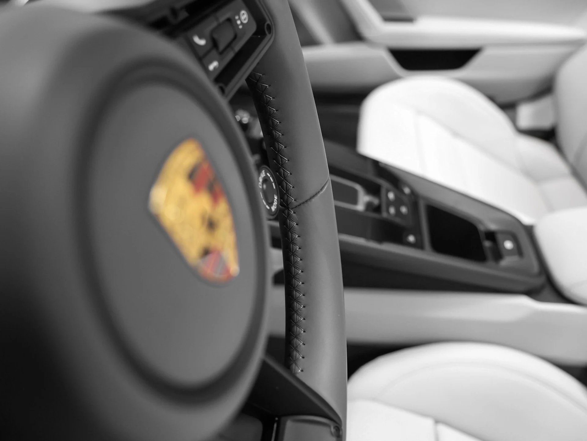 mph039_2068961894_40_6ae3b2cb6b