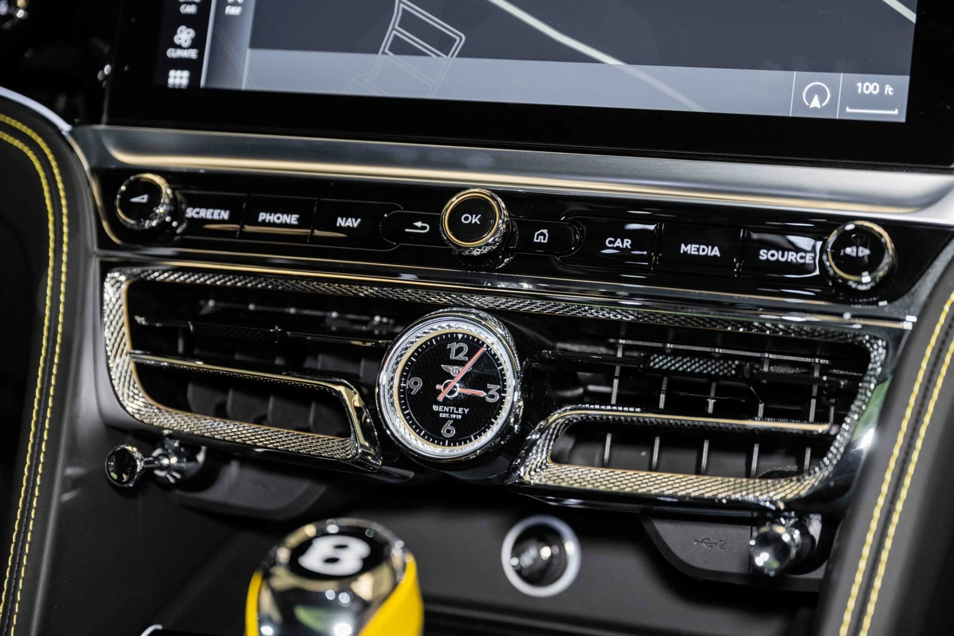 mph039_2070559023_Used_2024_Bentley_Flying_Spur_S_Hybrid_1749914202_5dd93f96b7