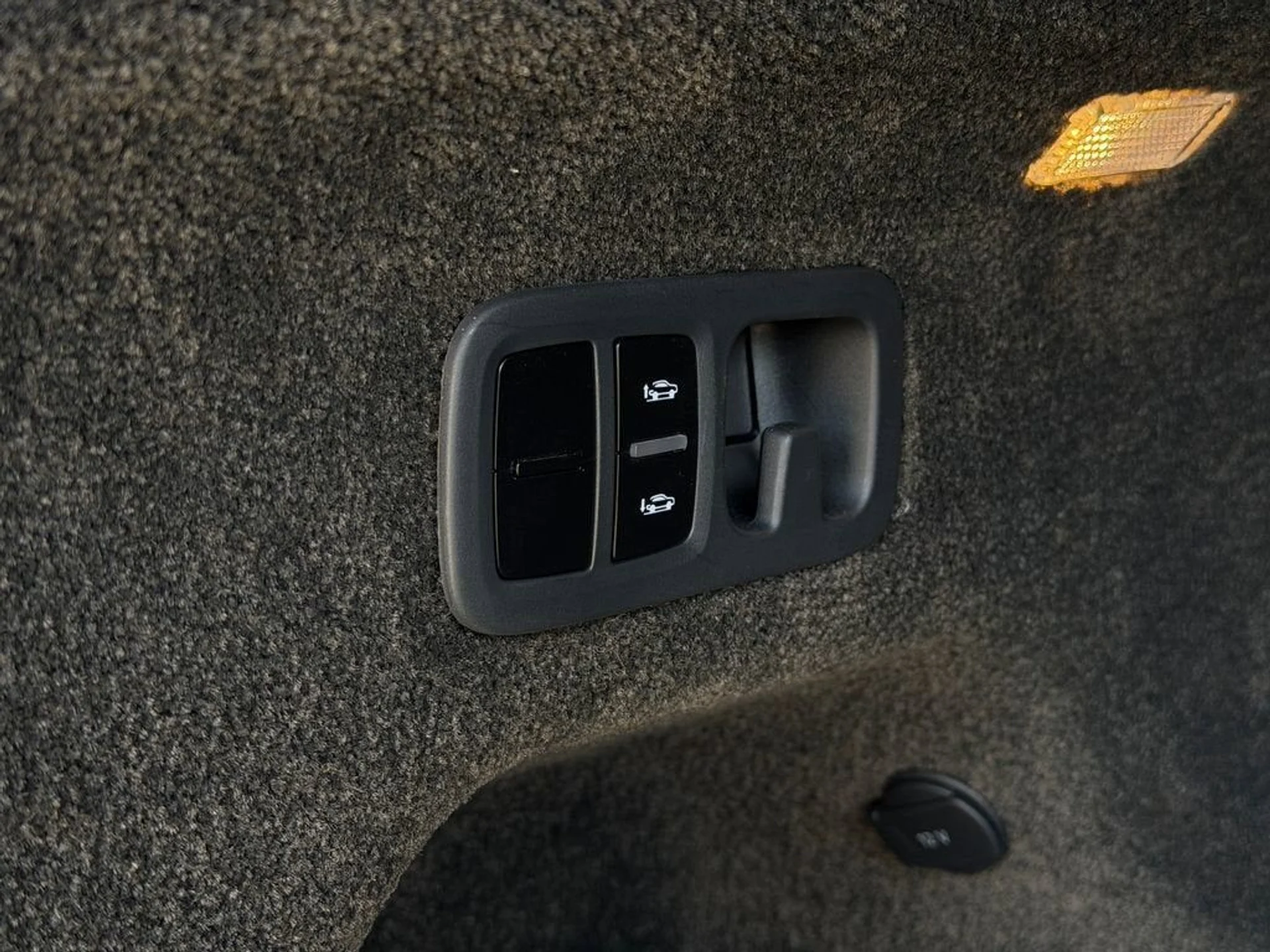 mph039_2104028244_1b7bc4dbfbff400f94133e4ae8556971_2cf88a9b2f