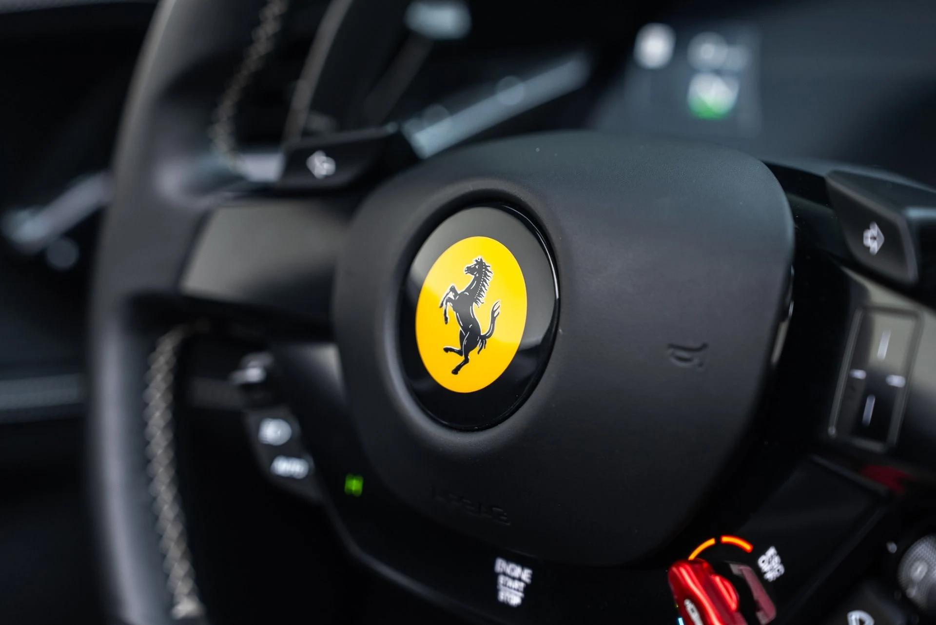 mph039_2104413044_Used_2024_Ferrari_SF_90_Spider_1764978653_44f1865598