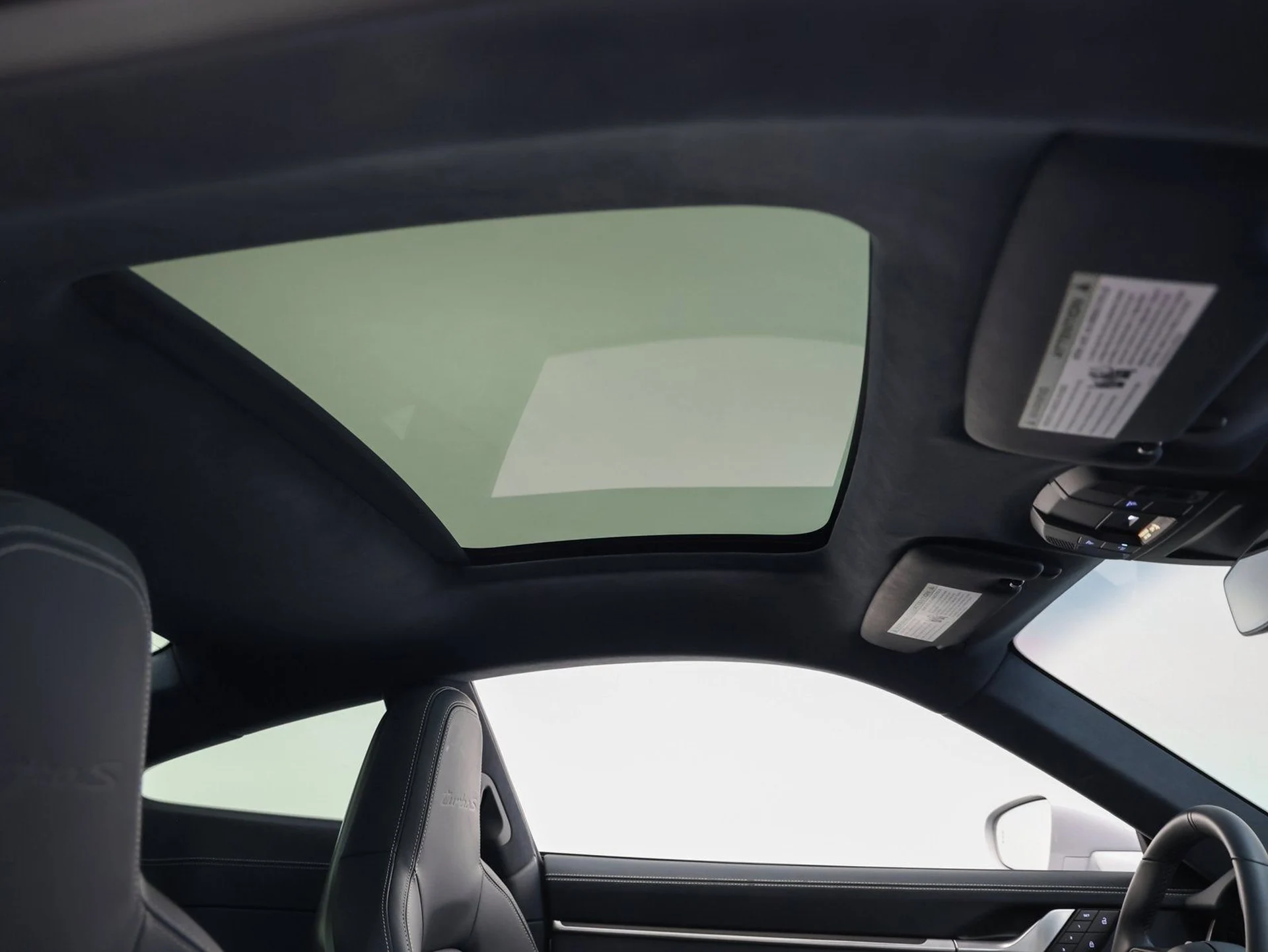 mph039_211251820_40_8fe1a74d93