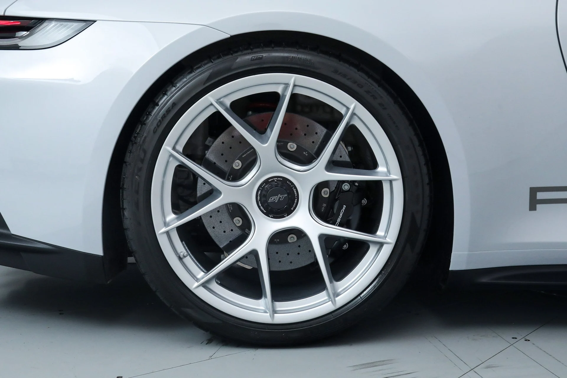 mph039_213407986_f336e5a723d720f7d0306eaad2e34bfe_9fca381686