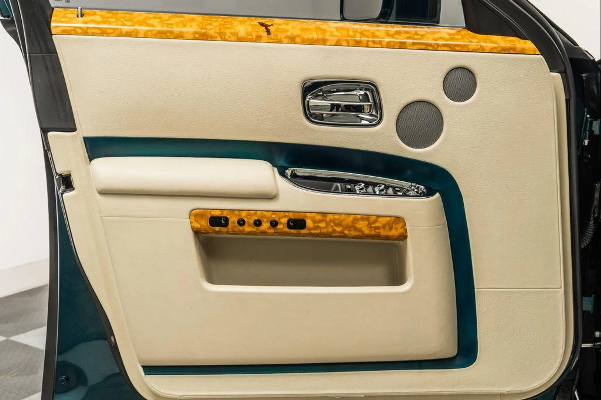 mph039_2135313994_Il2_ZD_1_U8_W29u_Gb_P_Gysks7v_Tl4_Lw_31c0f2339f