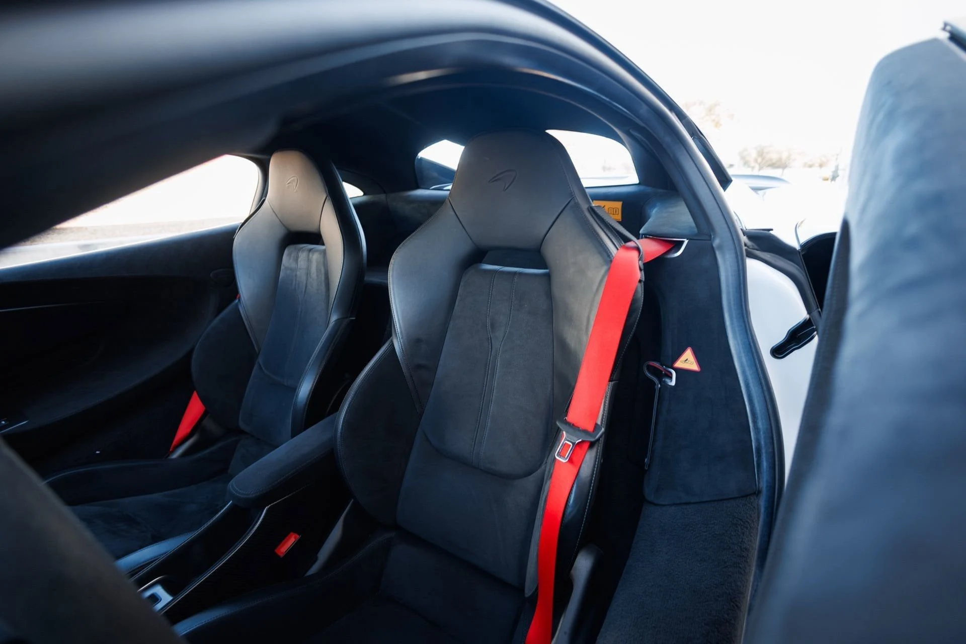 mph039_2147850613_77b774c4159c3c9378b387eb0f910f49x_c9117402b6