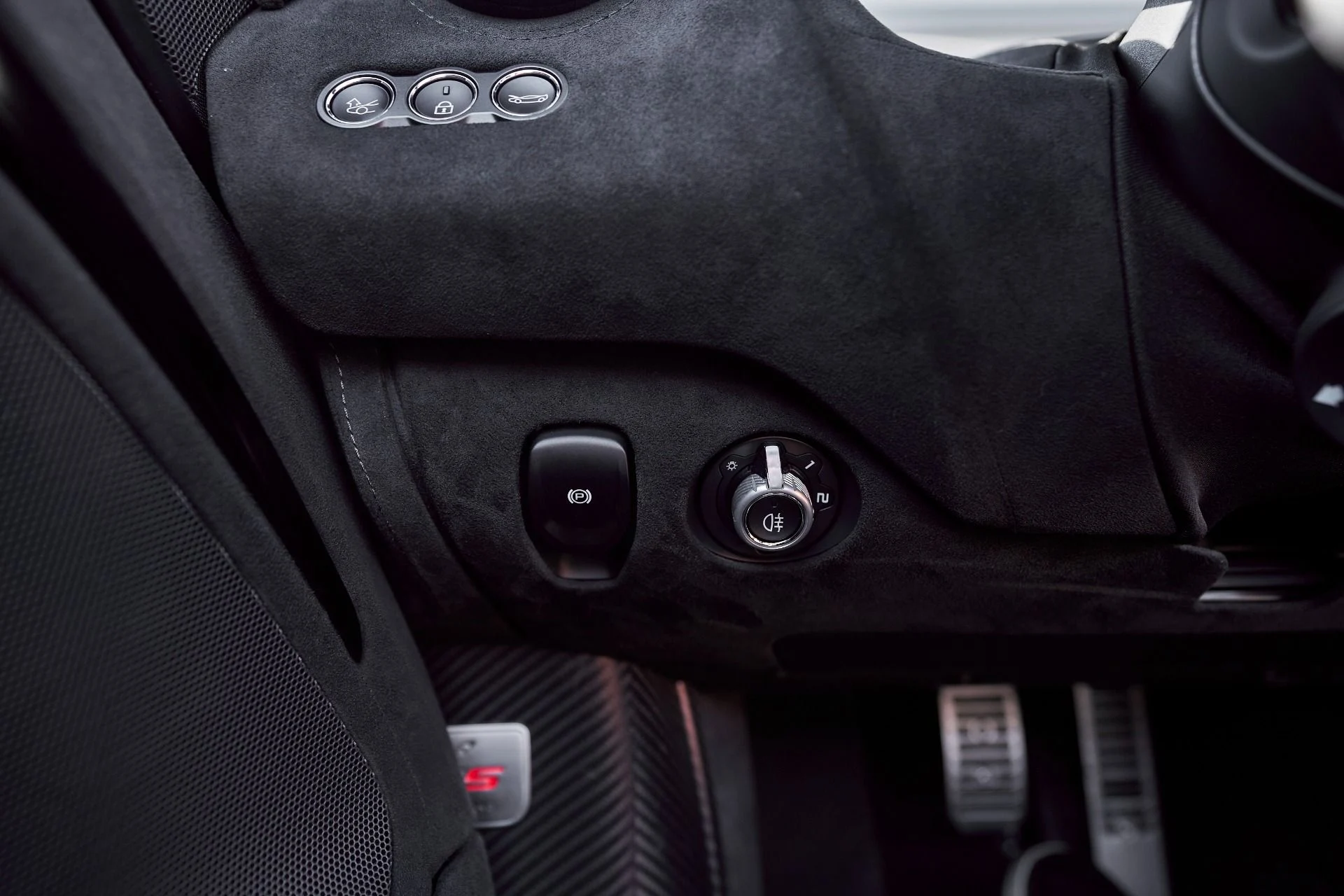 mph039_2151652449_Used_2024_Mc_Laren_750_S_1762034322_998160fe04