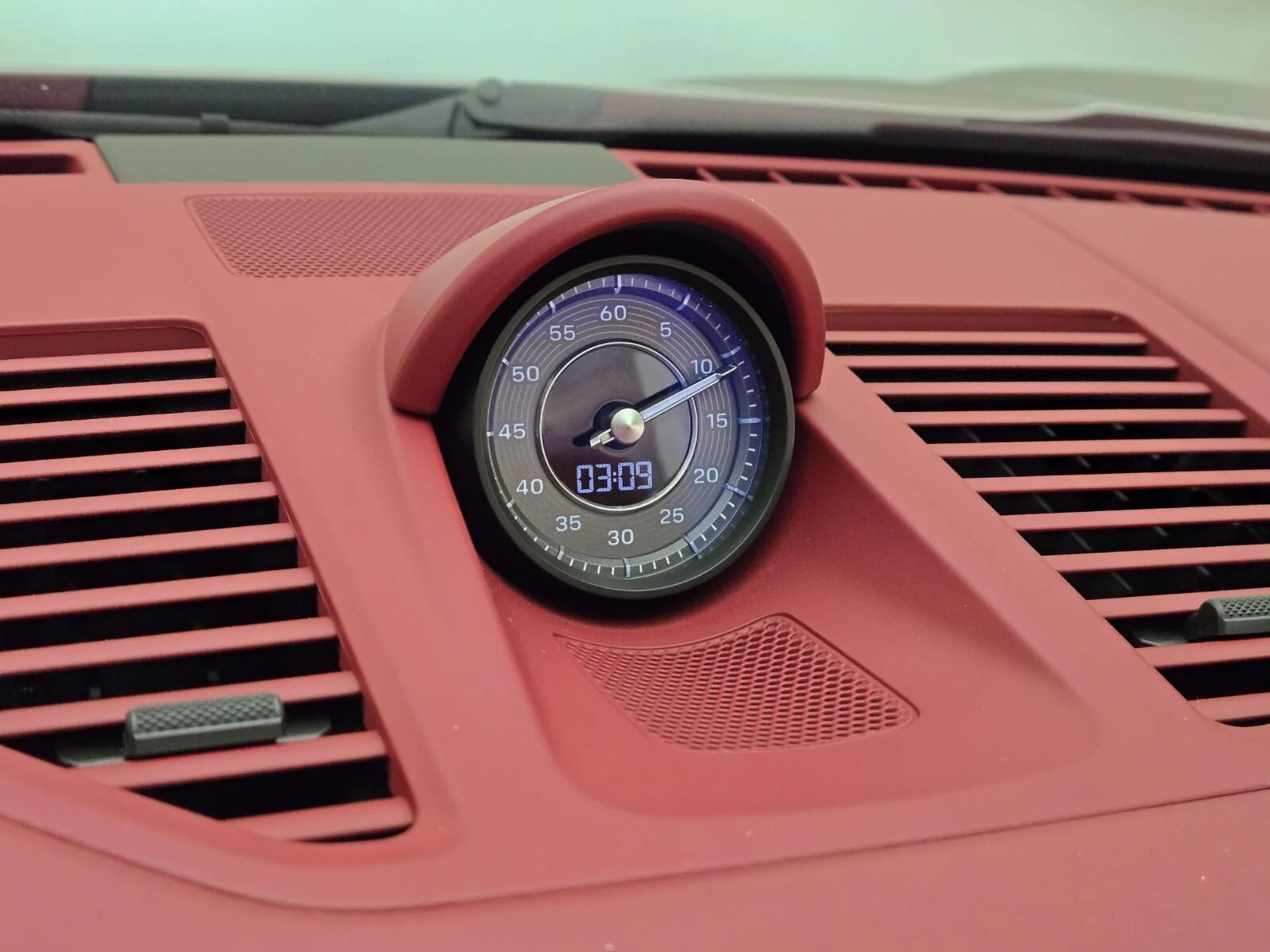 mph039_2173114167_Used_2023_Porsche_911_Turbo_1768891618_4c2aa4f378