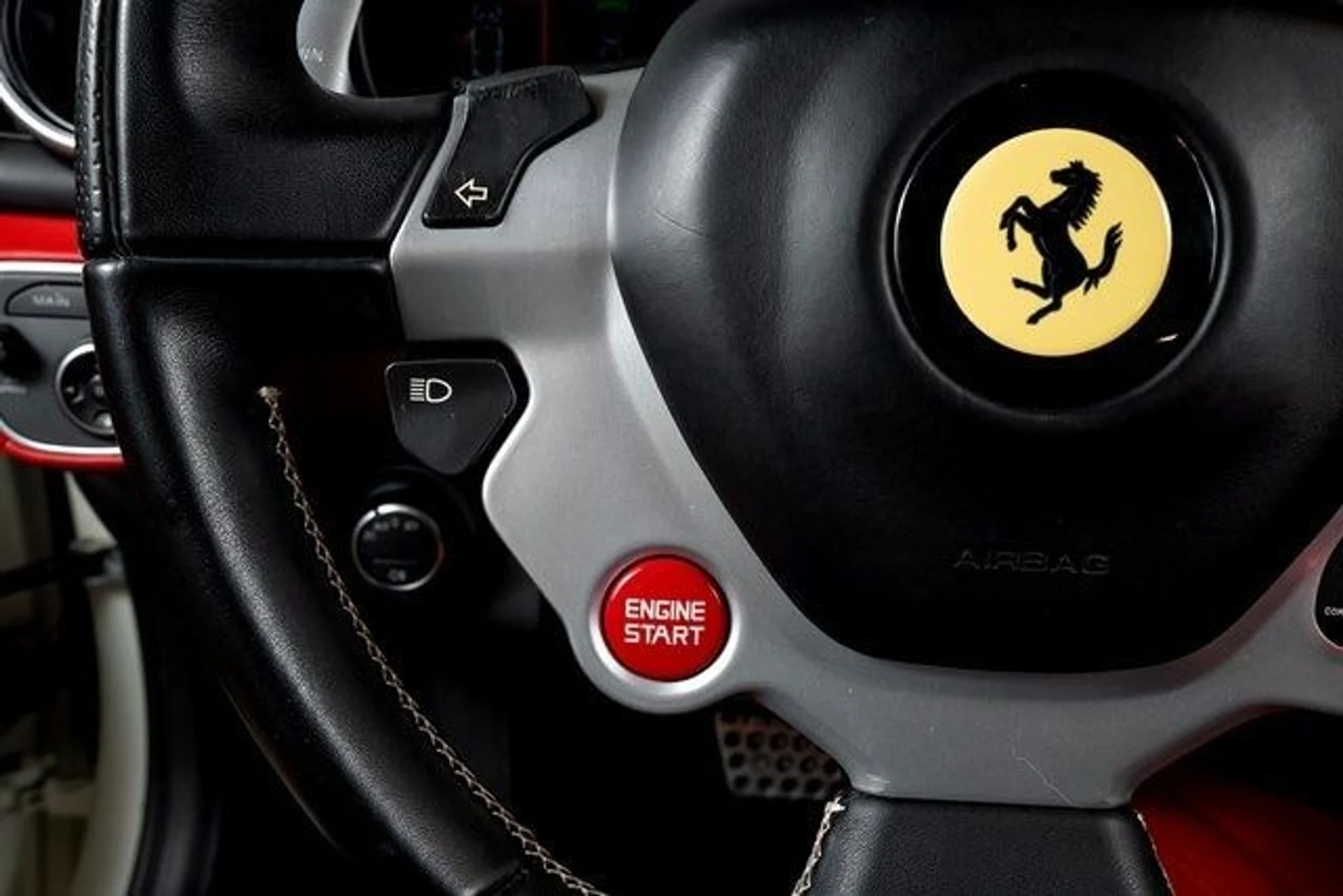 mph039_2174420545_dd888fba47af6519f10705840e1a12b8x_693dc977ae