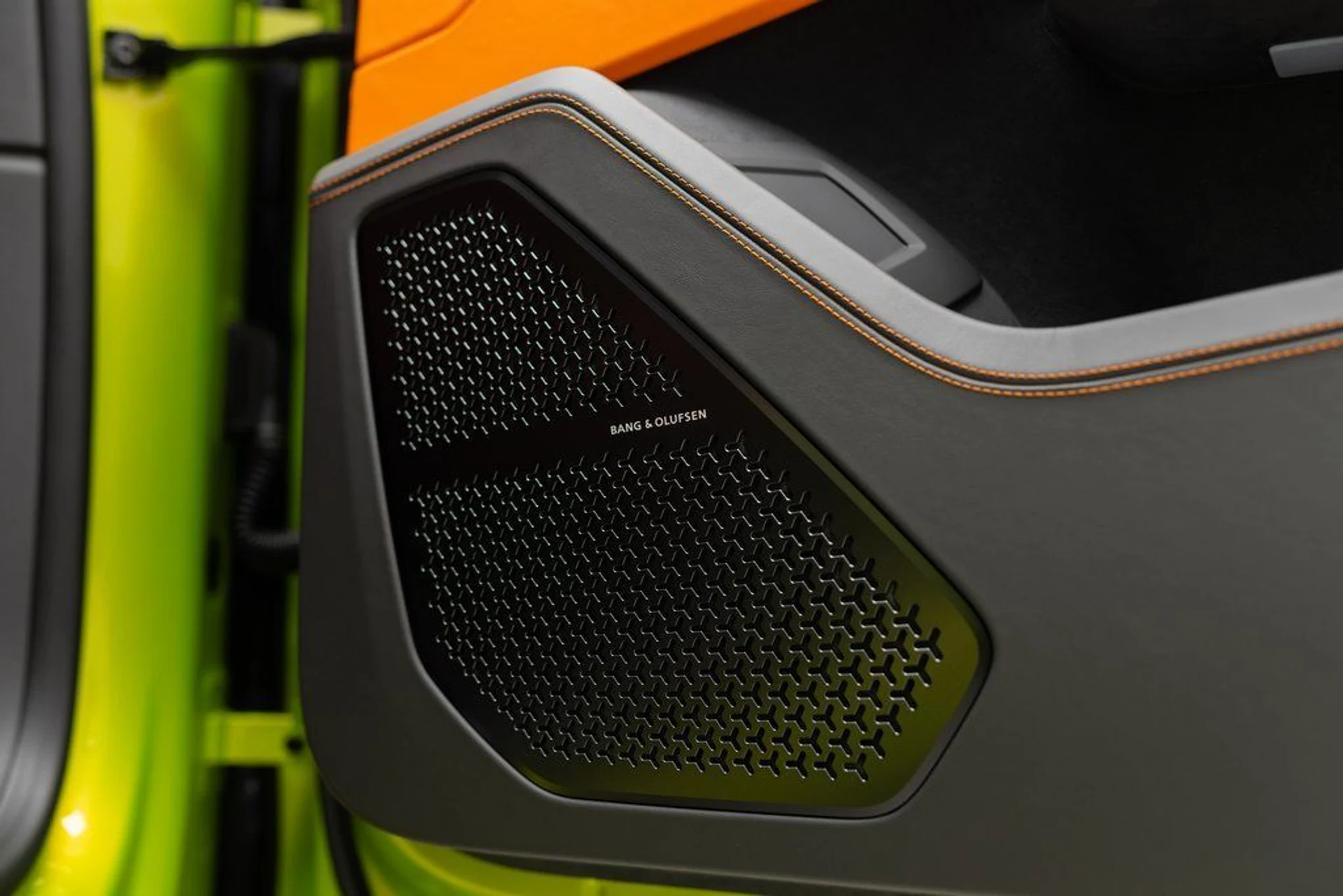 mph039_2183312655_d5996f4745807e83ca7d52e4eea8f020x_bf08fbe3c4