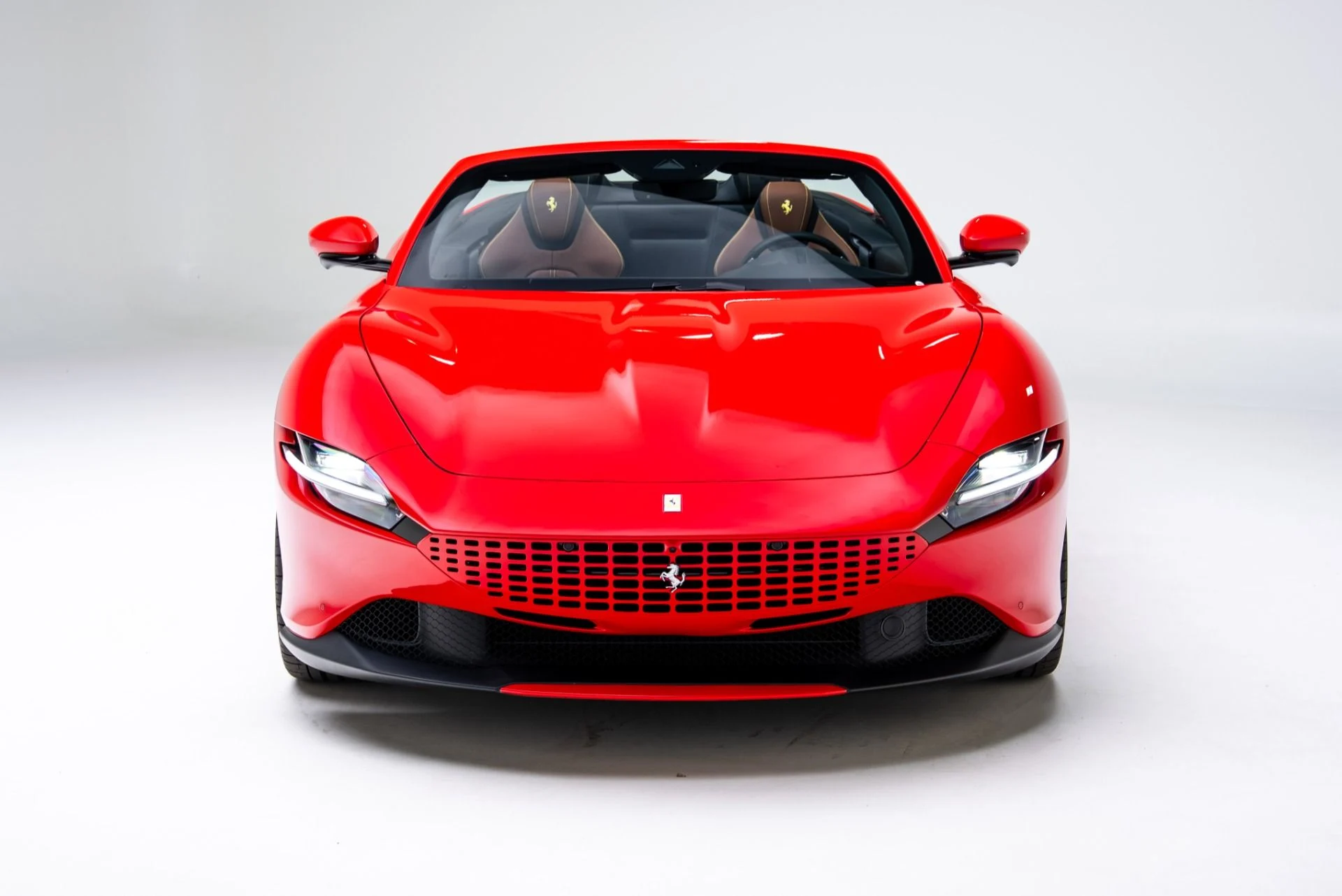 mph039_219759545_Used_2025_Ferrari_Roma_Spider_1769719482_e406dc4756