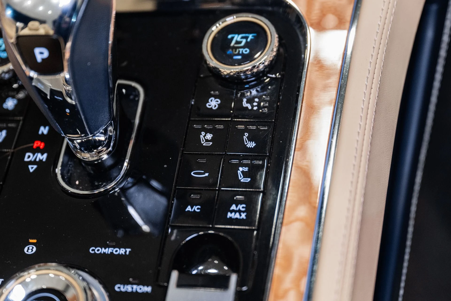 mph039_221905323_Used_2023_Bentley_Continental_GTC_V8_1772126417_1951b0a08b