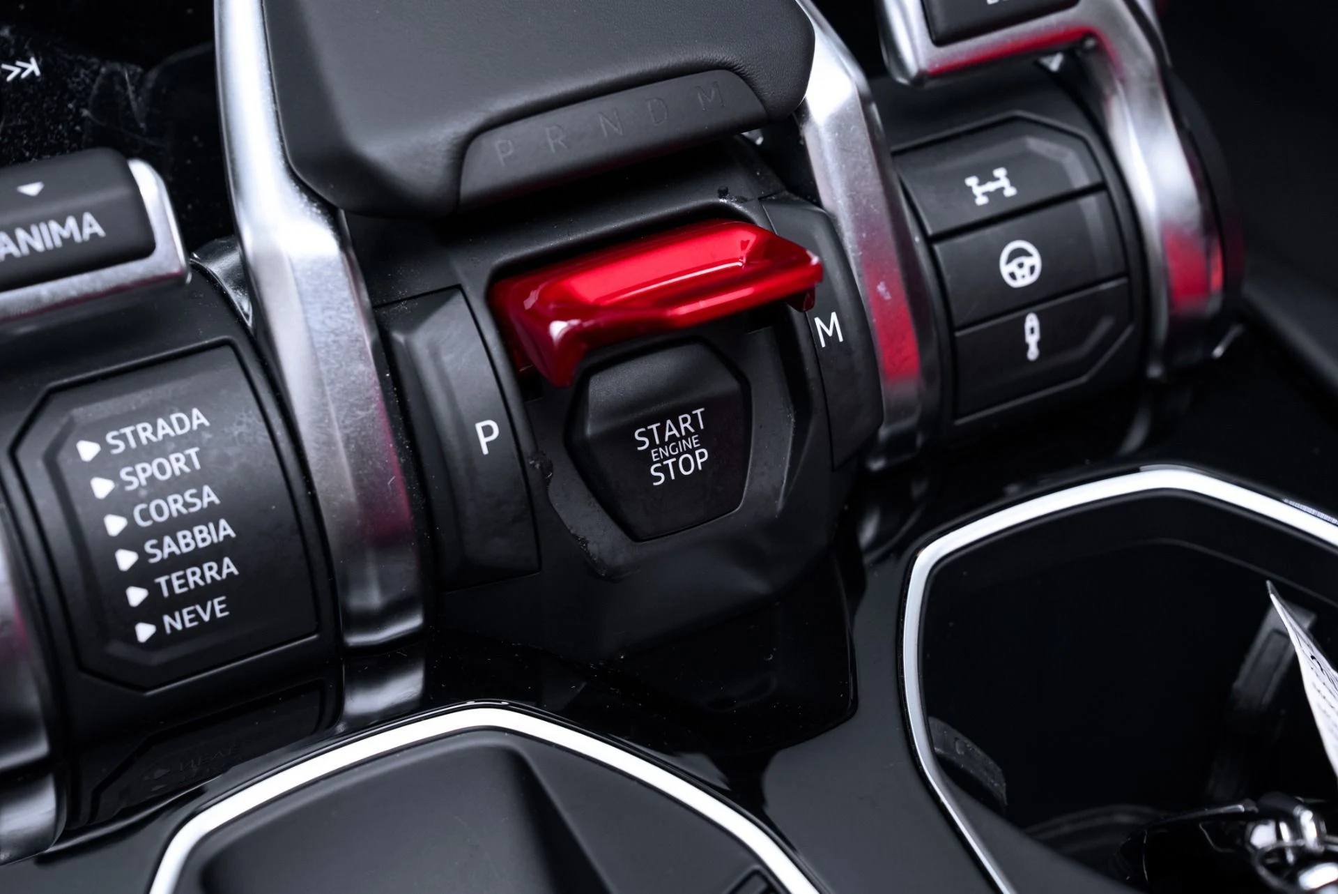 mph039_2222068374_Used_2021_Lamborghini_Urus_1775759137_018013bc11