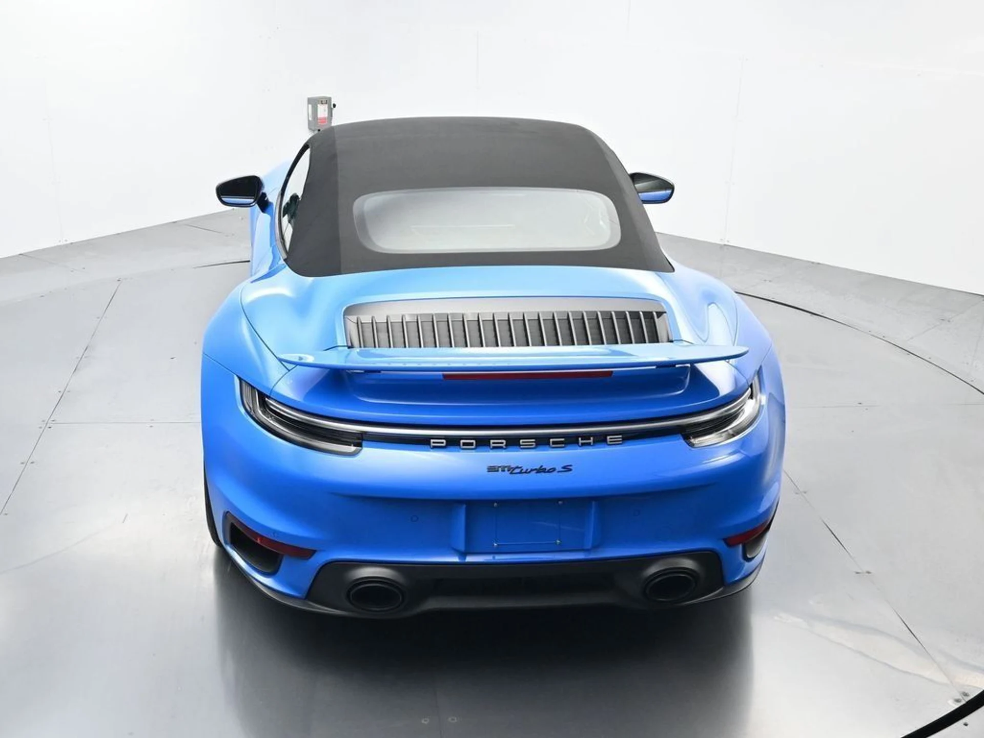 mph039_2227710079_e4242fbafdc5ab384675b32010c6e7ca_65197f9b54