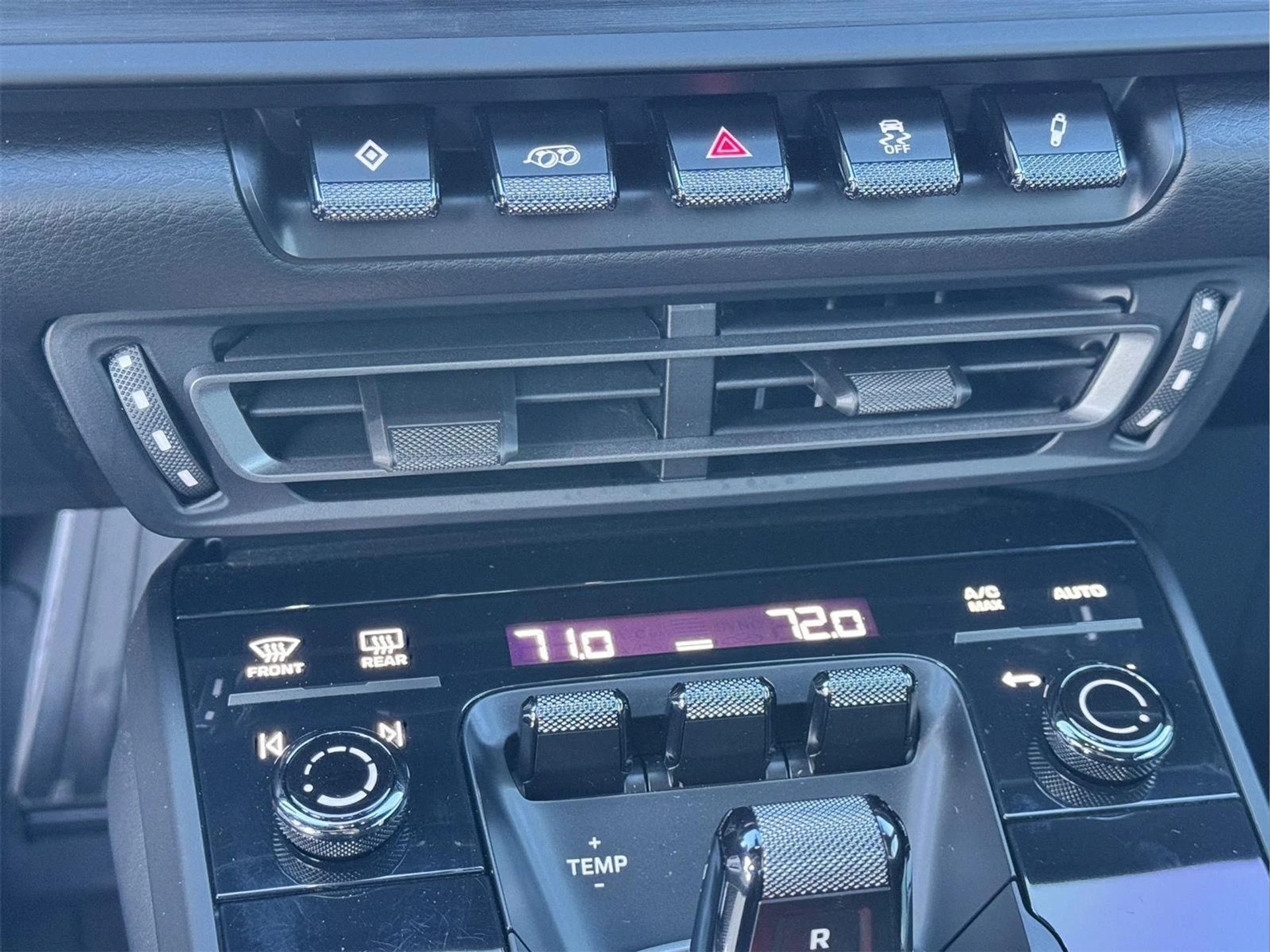 mph039_2241477359_911f20f094db8197662a540137fdc2c8_64f4f0a459