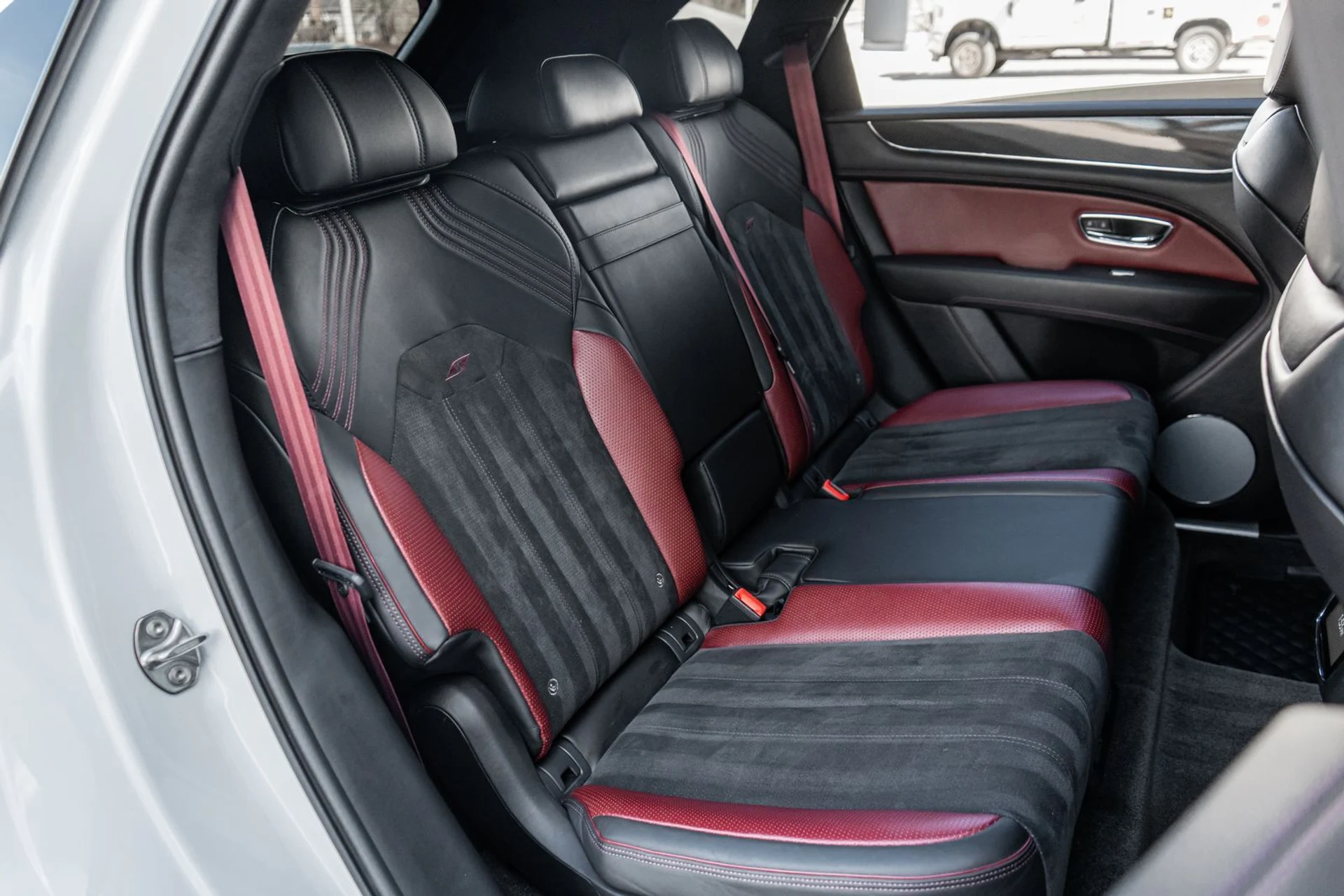 mph039_2253665703_bafa2051_f4a5_4cbb_9da1_72712b6d5b6c_621a7176e0