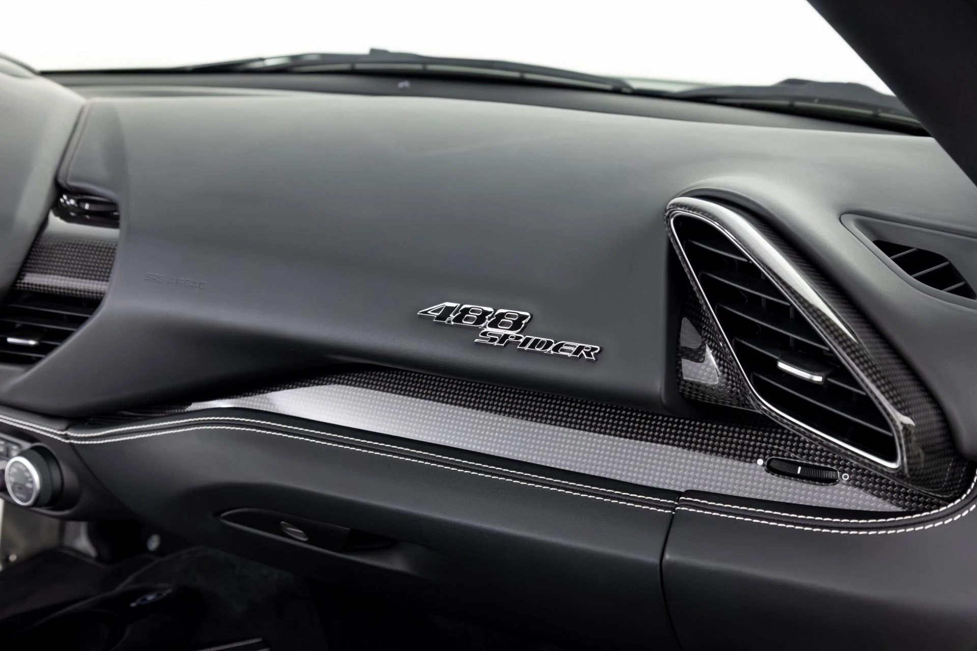 mph039_2263800513_Used_2018_Ferrari_488_Spider_1768934441_2c7515a74f
