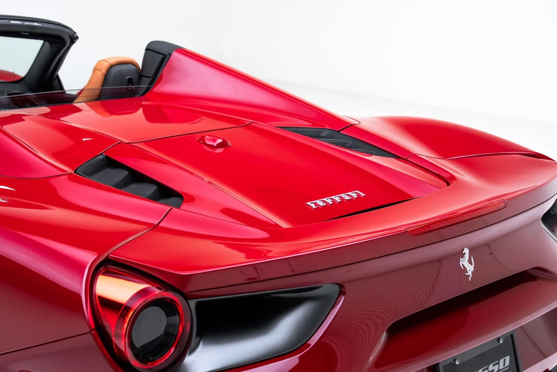 mph039_2263972314_Used_2019_Ferrari_488_Spider_1773085890_960ec4acb5