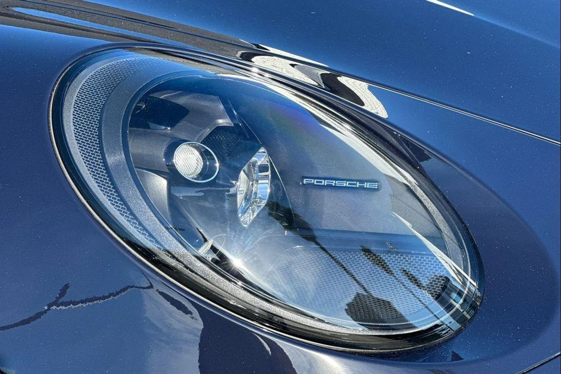 mph039_2265155702_g2v_H0hwizhf_Poto_U0vs_B6_Ig_PCY_39512e3c50