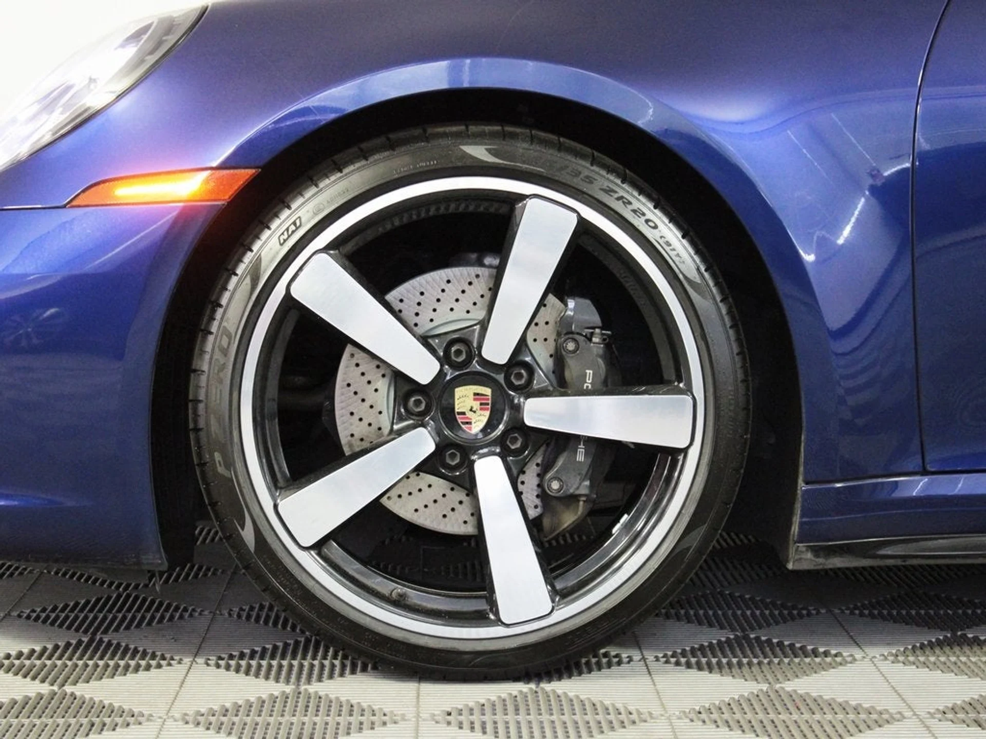 mph039_2265899328_40_fabe03951e