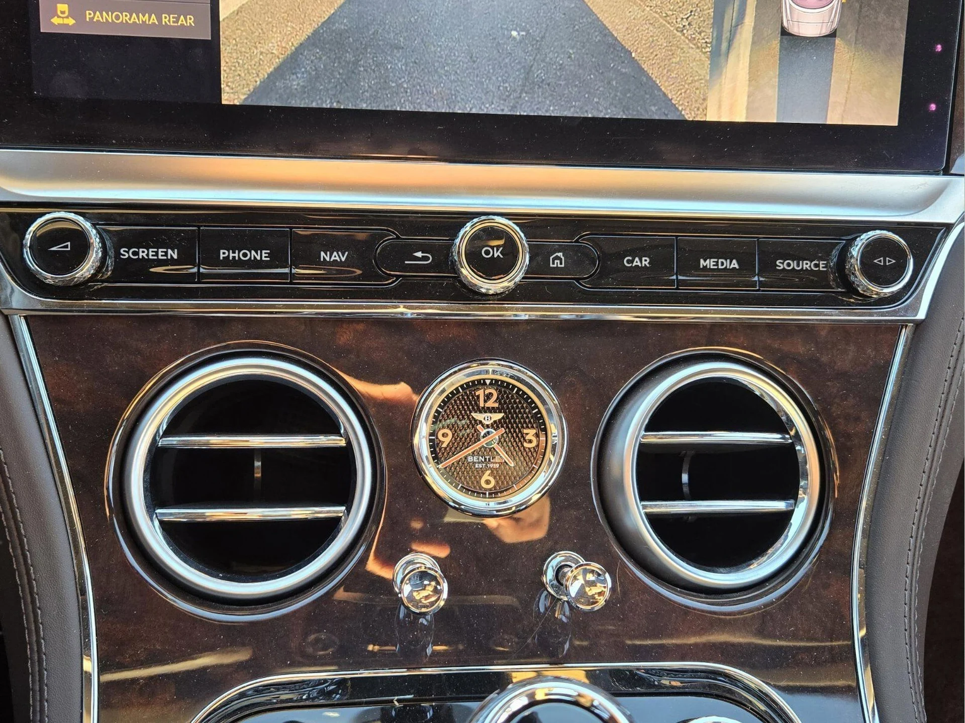 mph039_2270530346_c72f46265e928a75516fd142dd0ec867x_51f6bb0f20