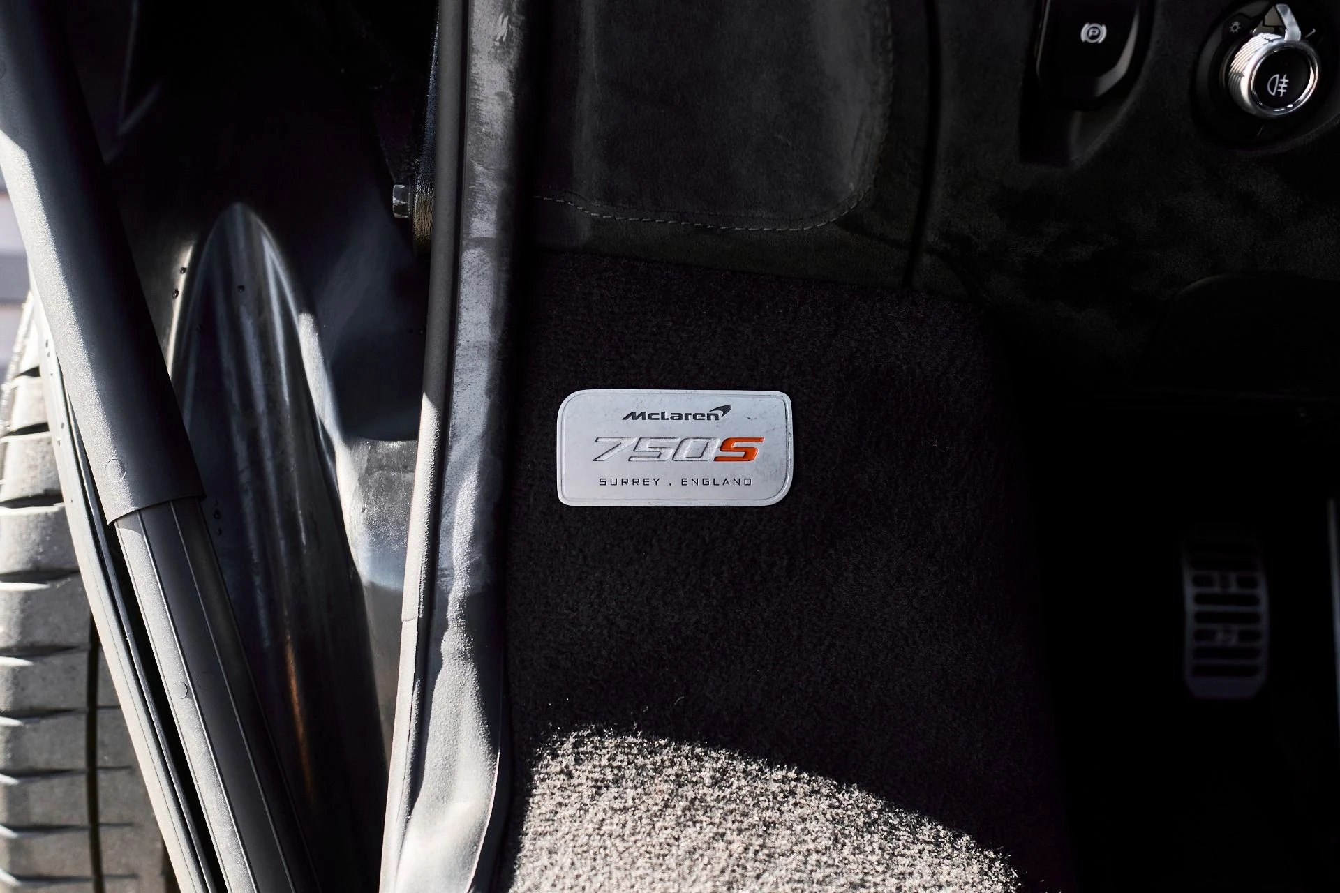 mph039_2271809975_Used_2024_Mc_Laren_750_S_1768012684_dd959e01a4