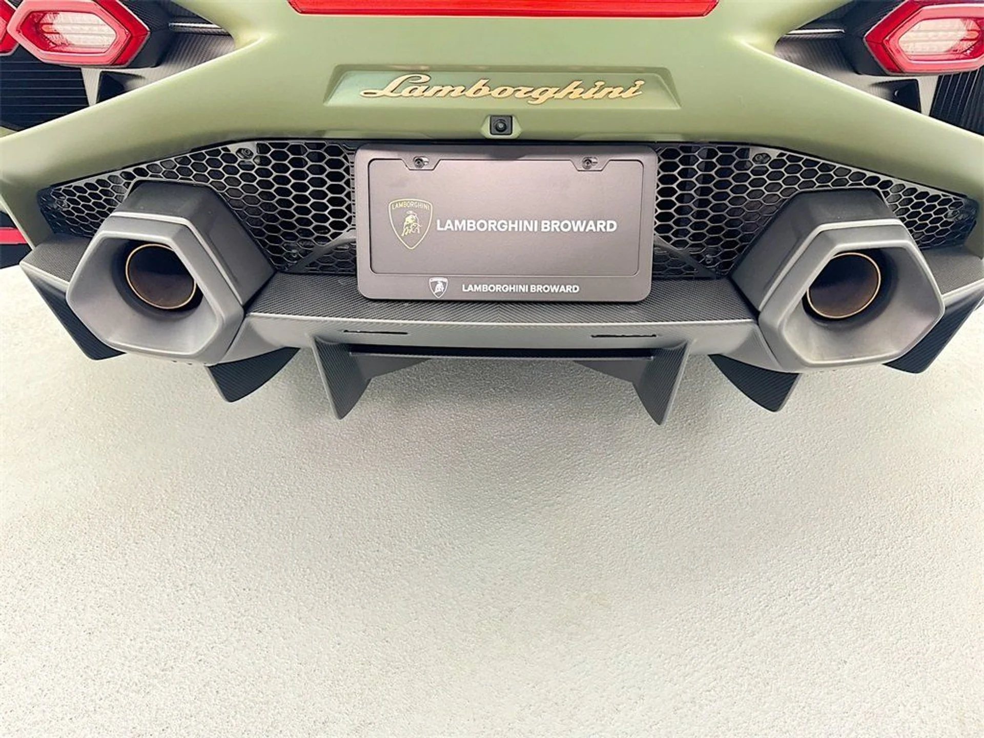 mph039_2279952646_2c9a254d265310618ba48f67f209be92_5ac11bd15a