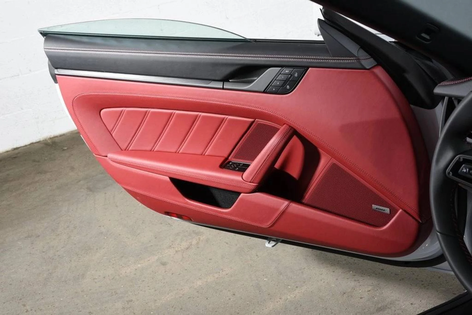 mph039_2315331533_4e889e427c7a6695d3fb4abbae03f058x_2c566b53a7