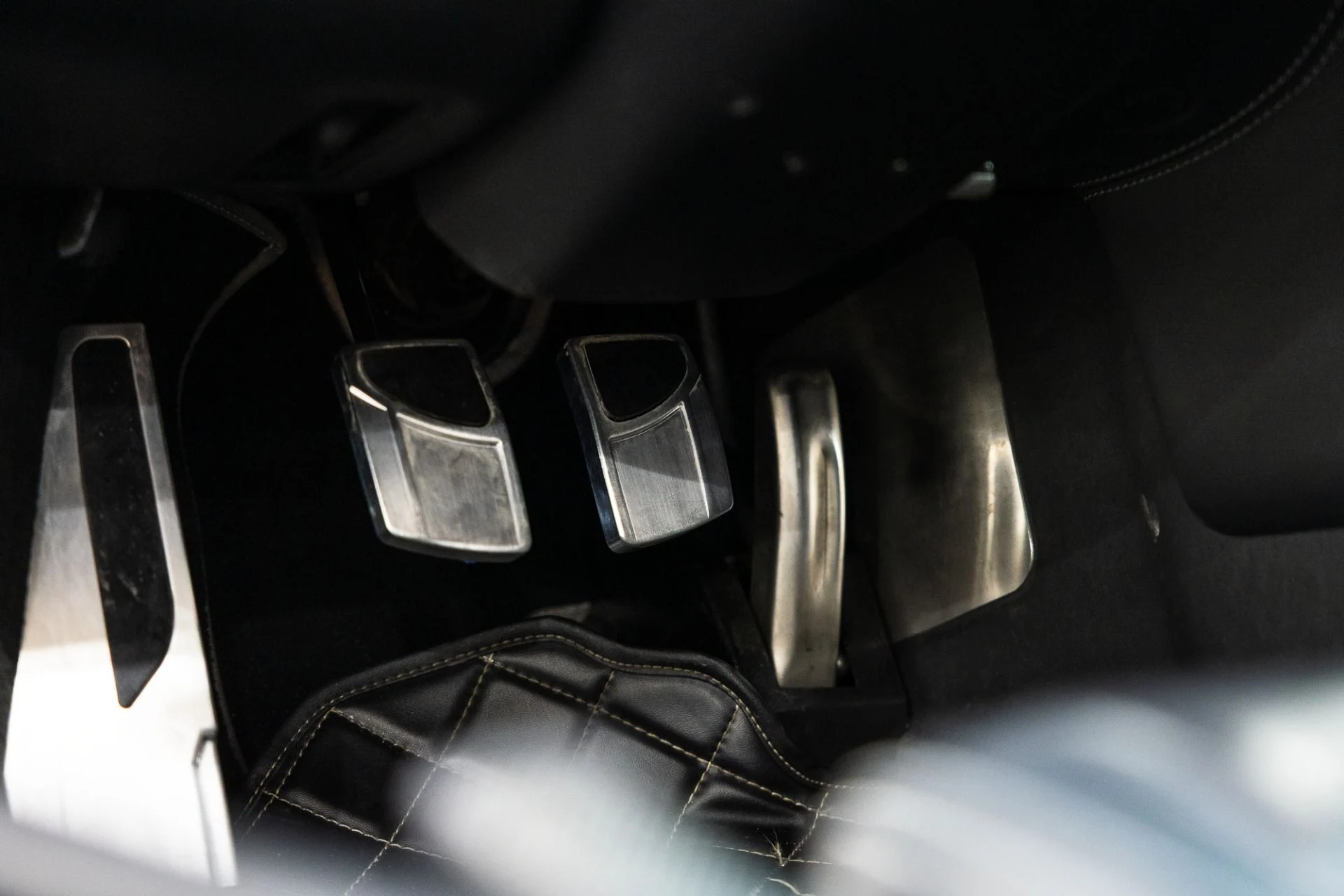 mph039_2317219198_Used_2007_Lamborghini_Murcielago_LP_640_Third_Pedal_Conversion_1784655671_3c9f79d79a