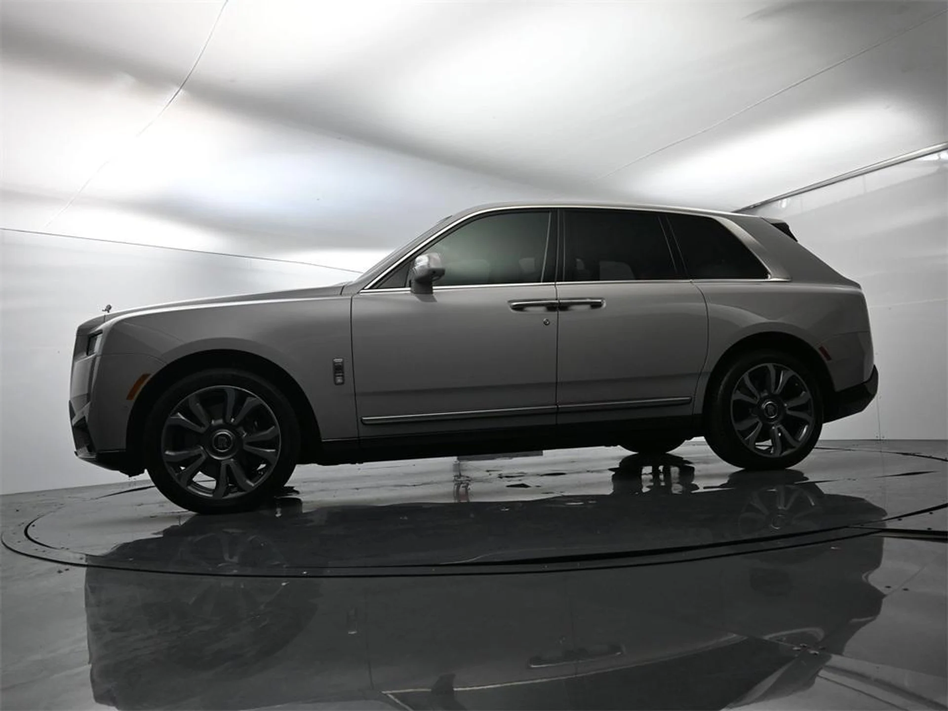 mph039_2331487616_radrzh_M_8nb_r_OE_9g_Kzl_E_Ll_Sx8_3569673088