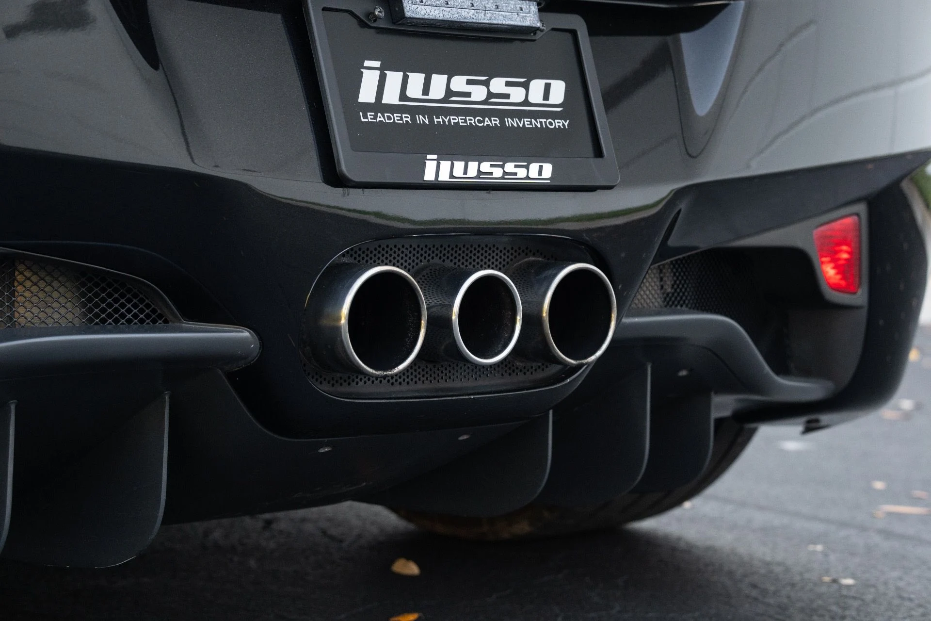 mph039_2356482502_Used_2013_Ferrari_458_Italia_1773252812_aaae5e8522