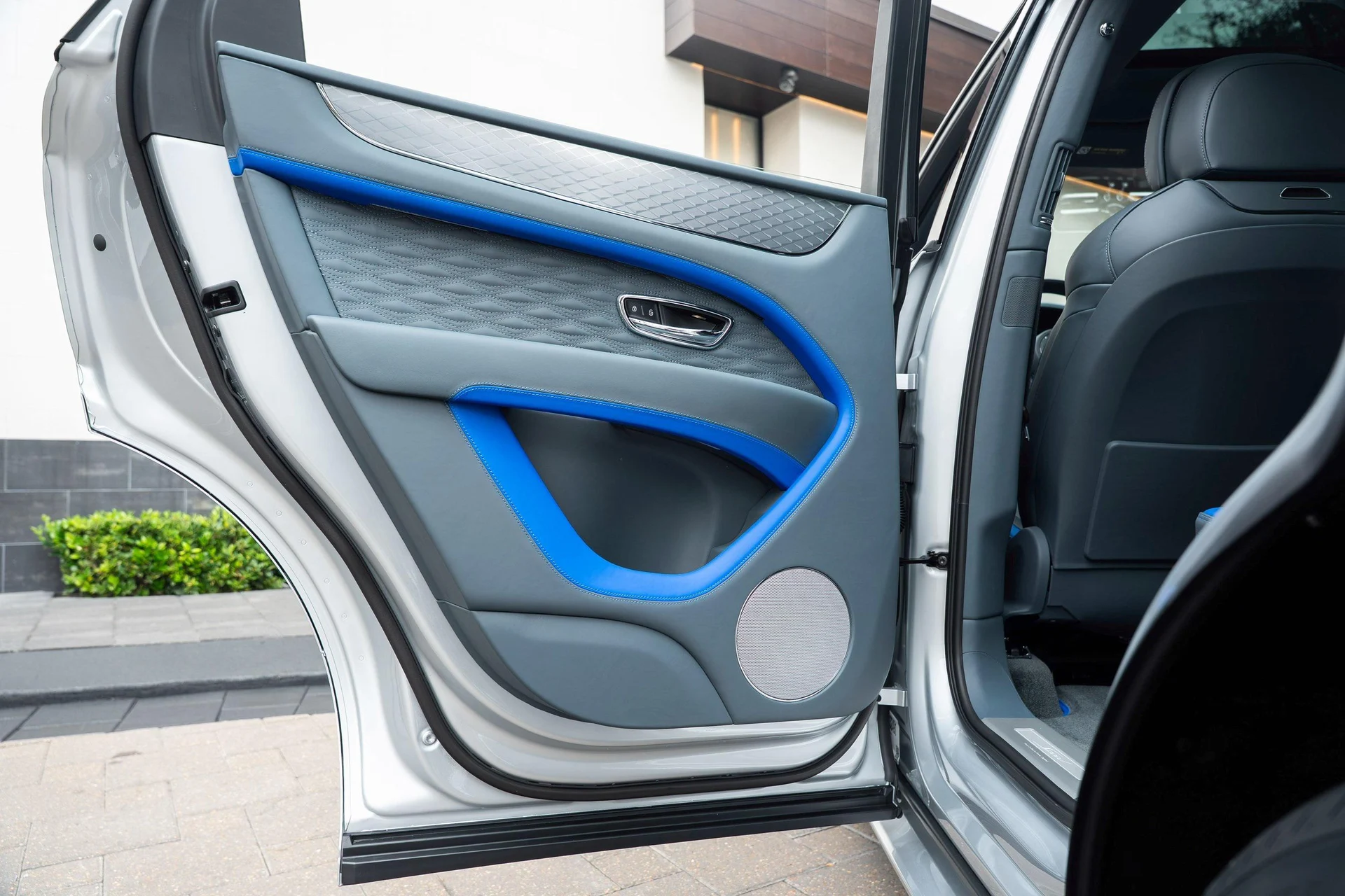 mph039_2362461859_477619924_6954c0184e73cd9f103f4fe8_2ab00ee35d