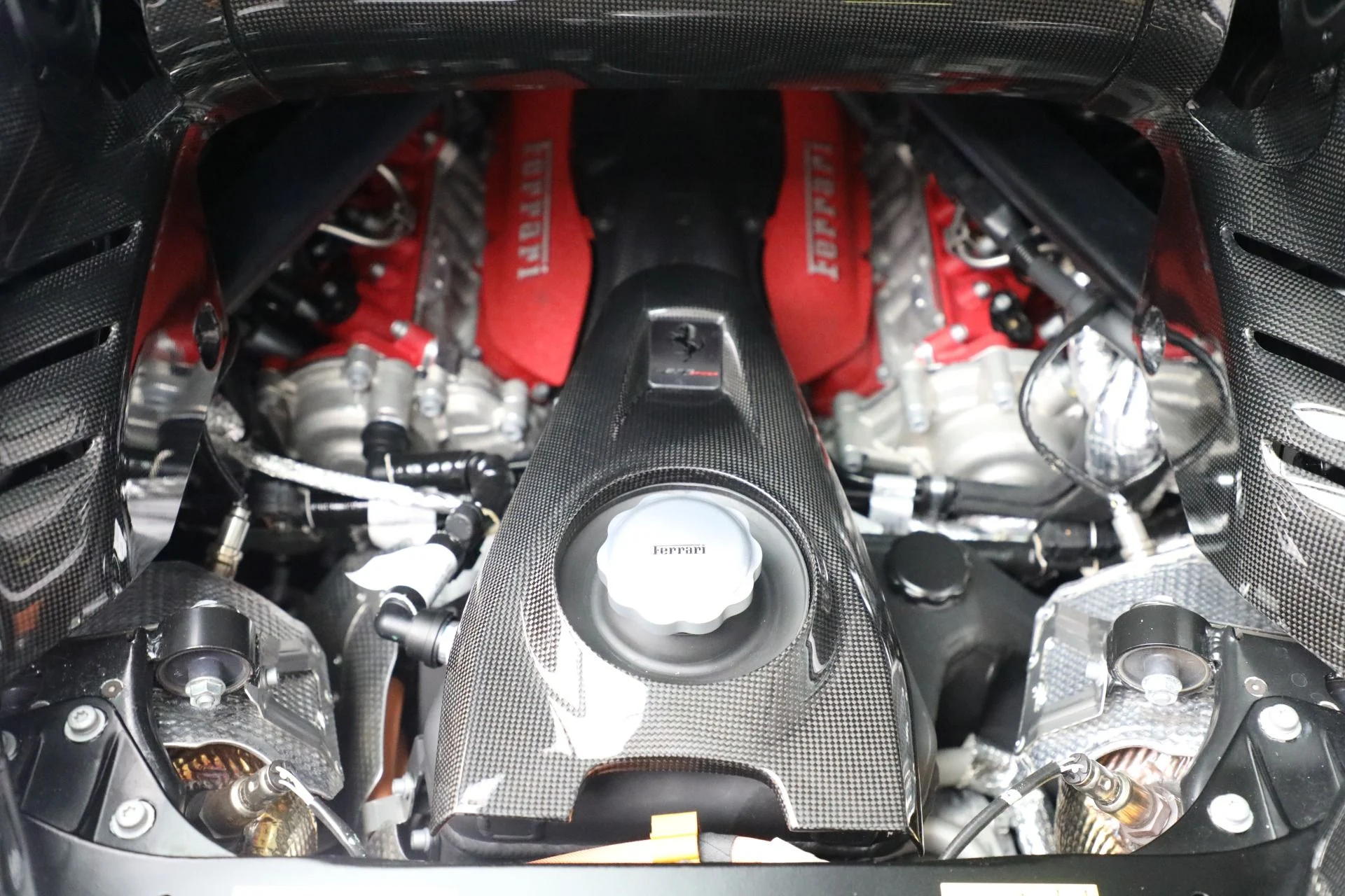 mph039_2380211731_Used_2022_Ferrari_SF_90_Spider_69995292a7