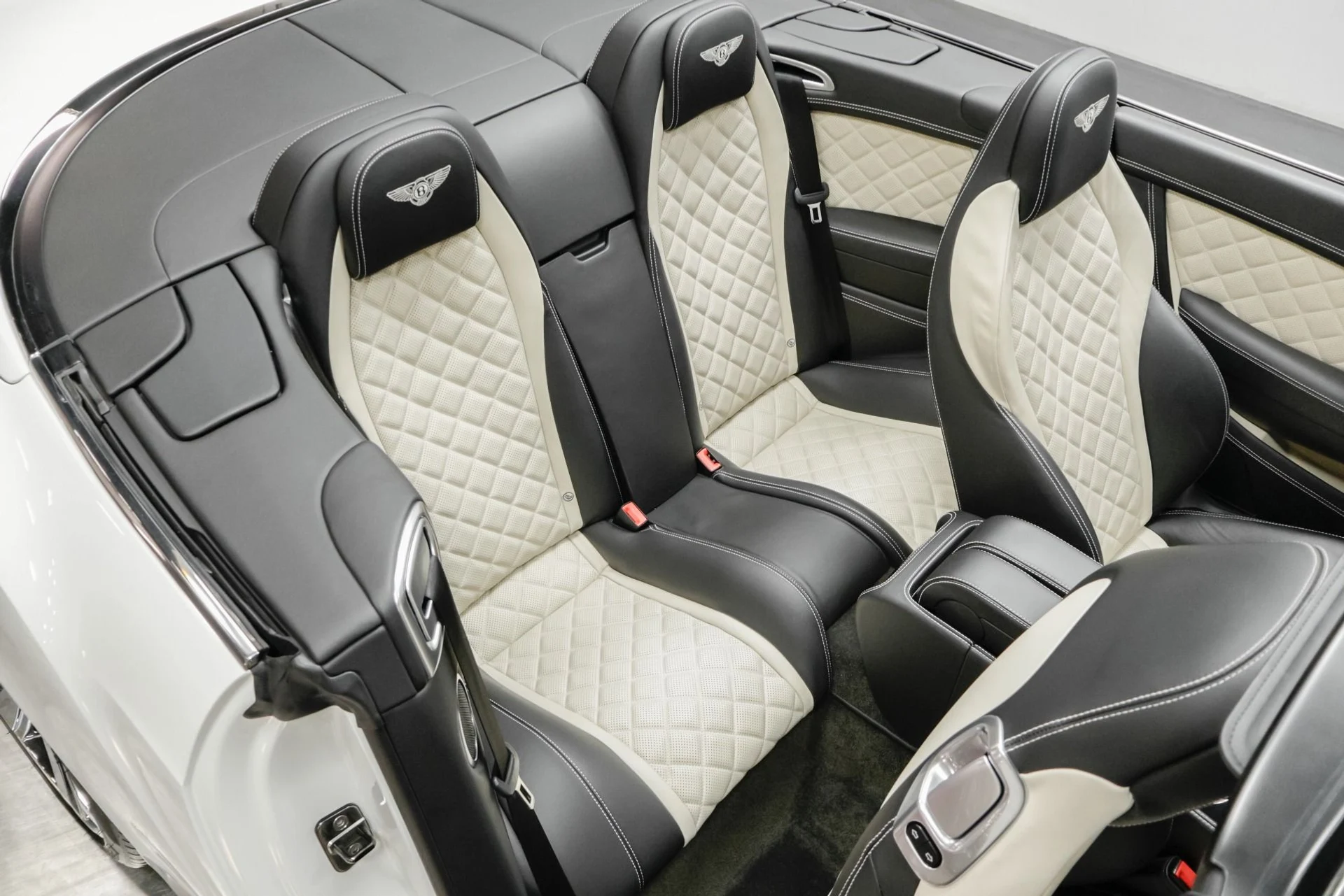 mph039_2386665300_Used_2016_Bentley_Continental_GT_W12_1765815646_f4cbc05a0a