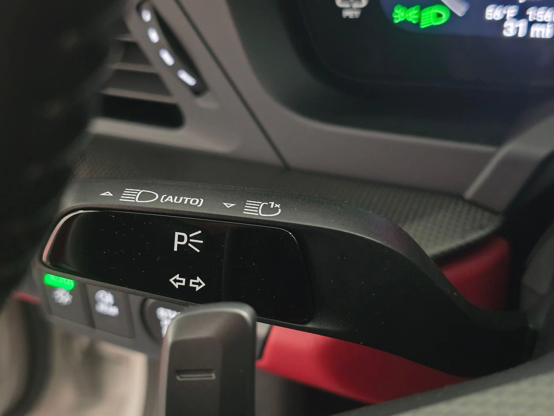 mph039_2392329140_edf824af4053f3067d0e5634d1f4d49ax_853b706d61