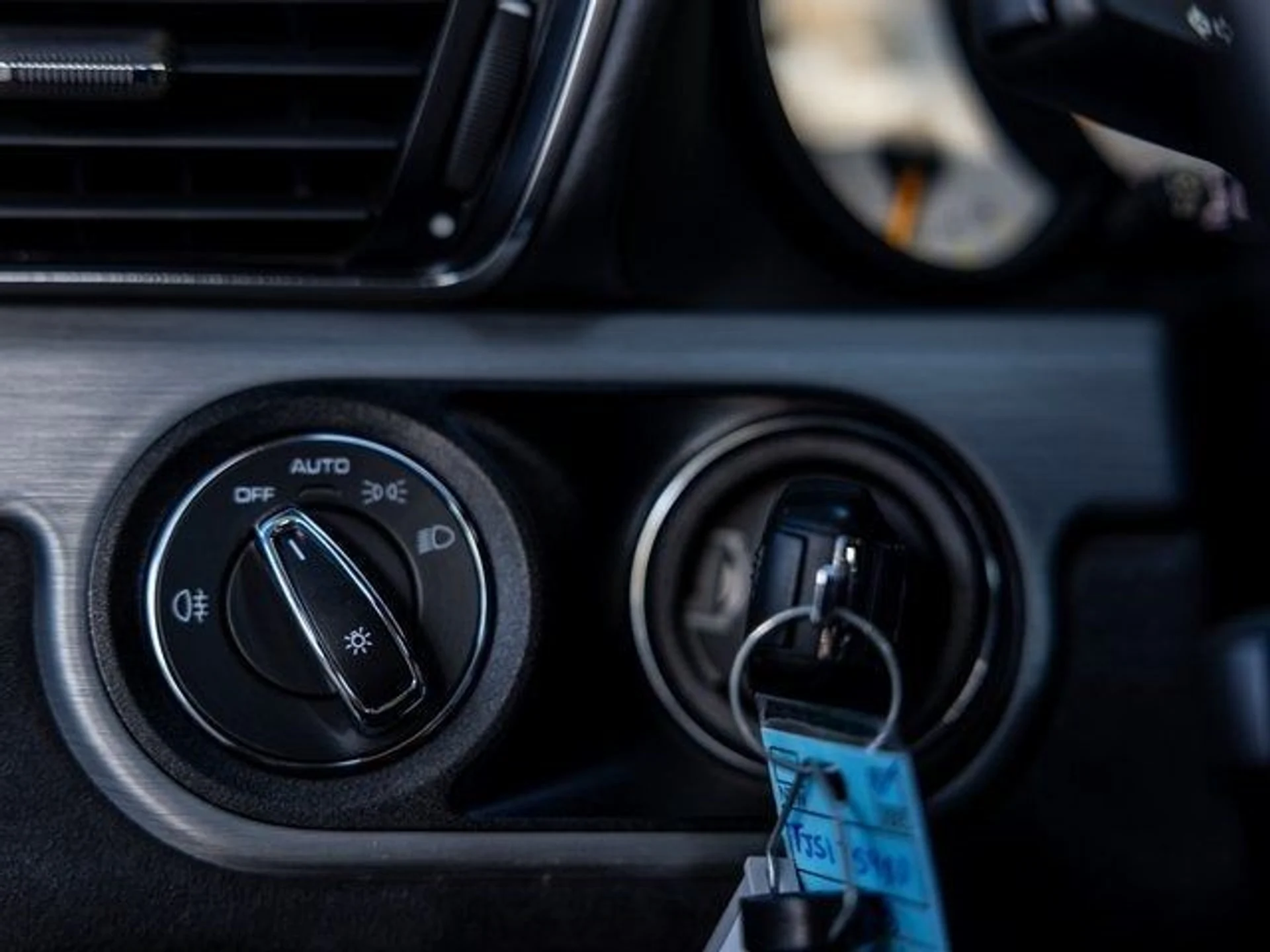 mph039_2402434252_40_b973e42f2f