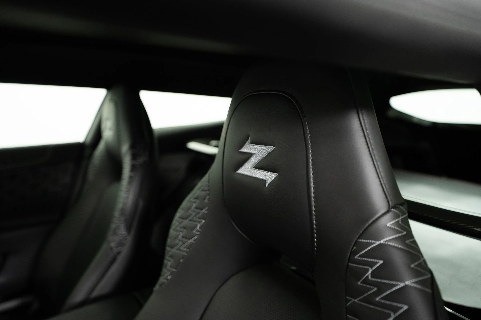 mph039_2403281363_21b2b9483c014dd49b08f00ad466f540_bb810c9e8a