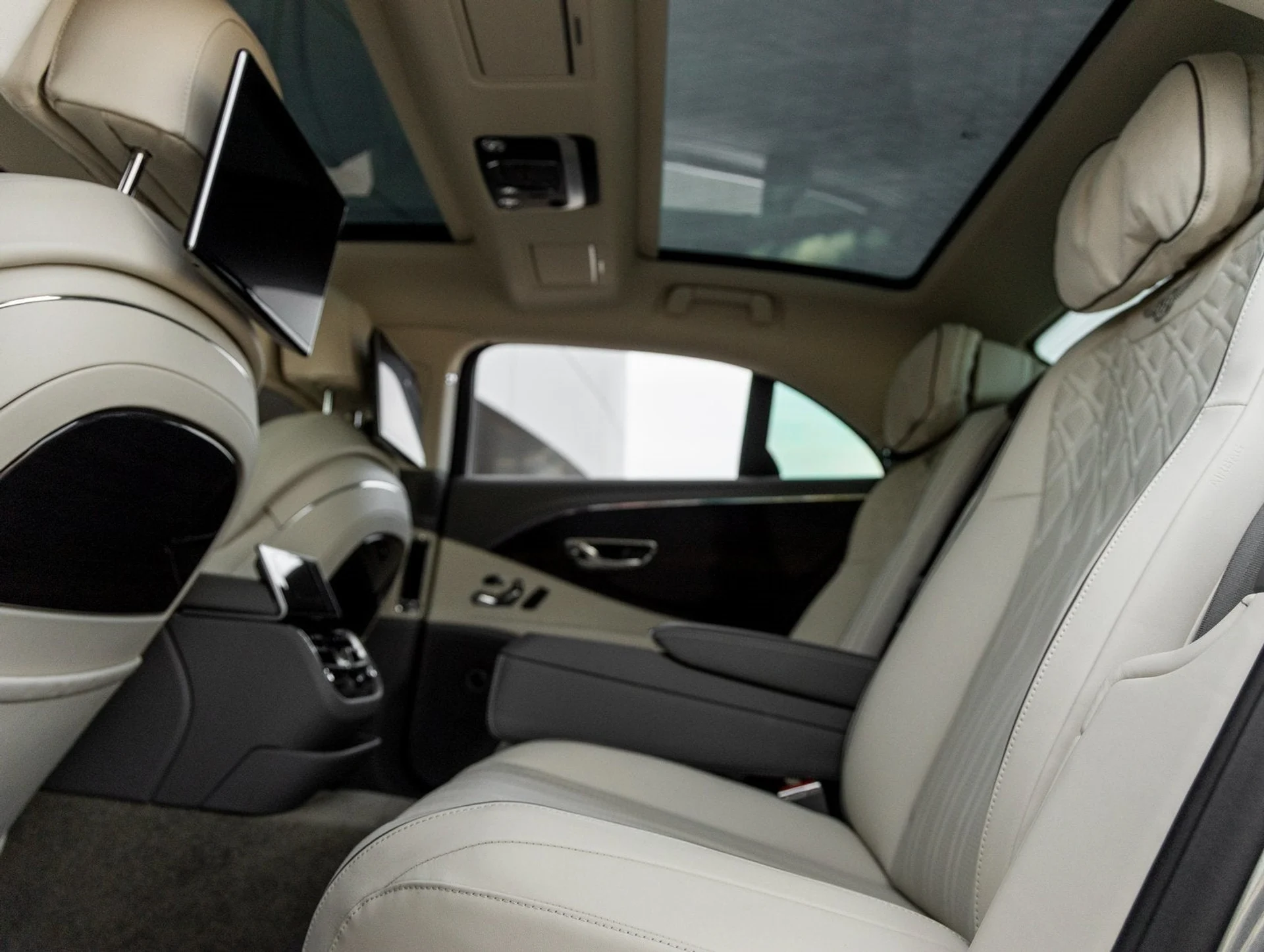 mph039_2411040152_40_a3512b9ec7