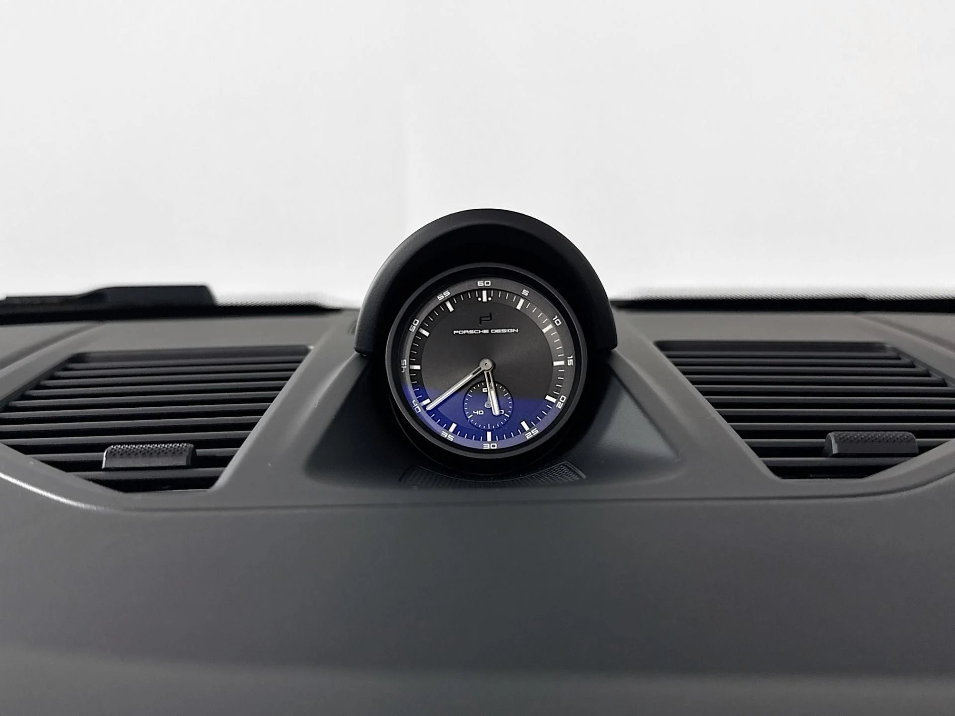 mph039_2412778728_Used_2025_Porsche_911_Turbo_S_1784676758_a69a632163