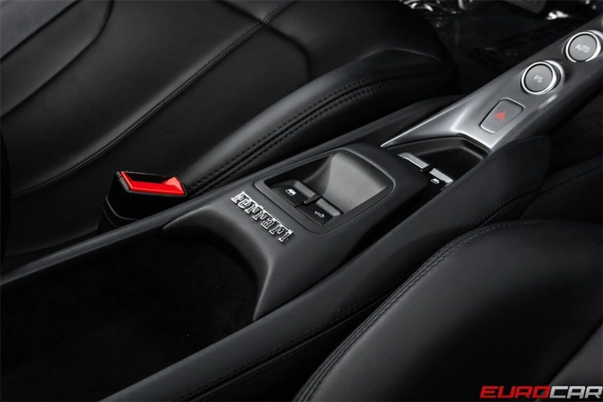 mph039_2414469151_image_40_5660b31bf9