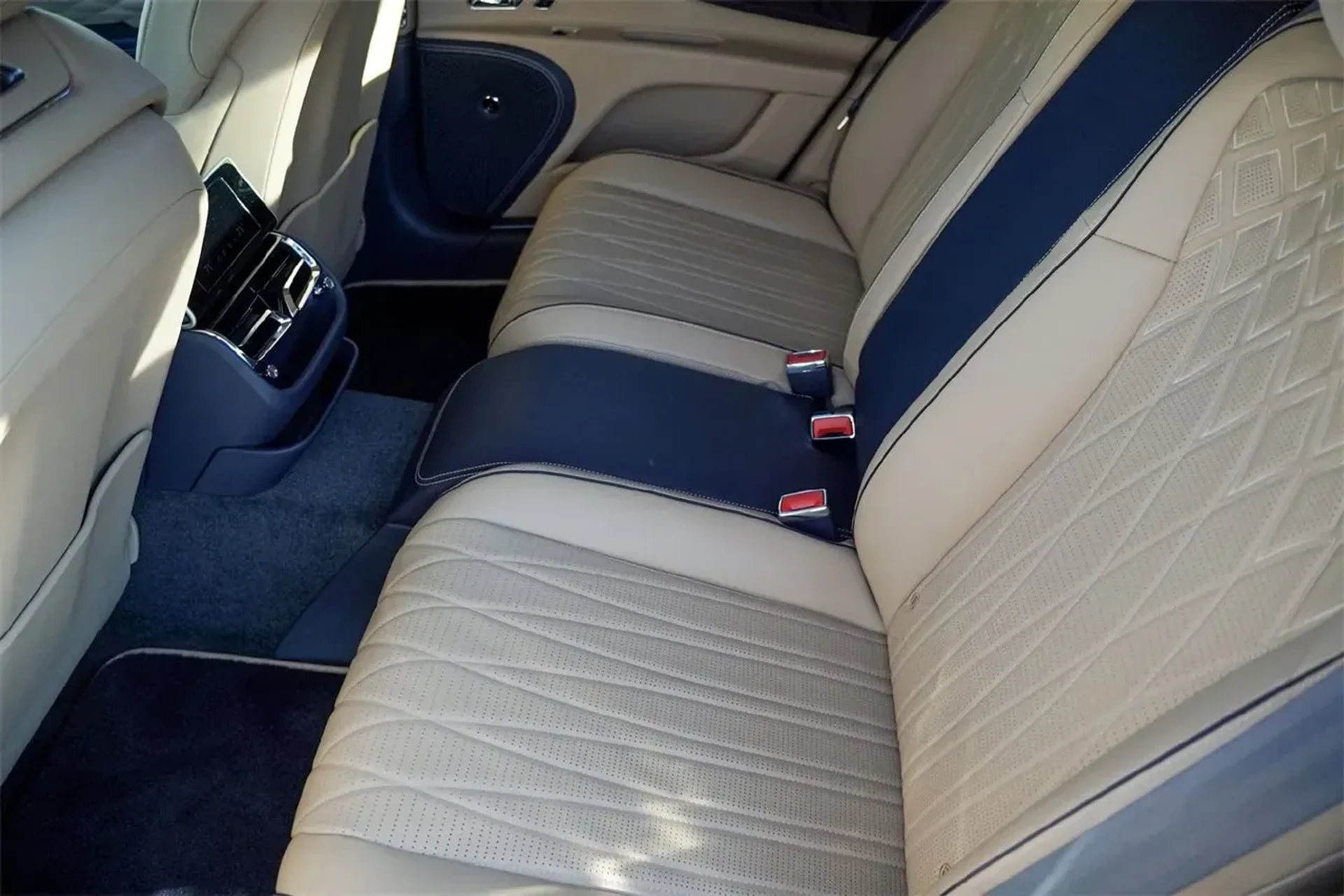 mph039_2421502558_2d77bb84945d4064af61259dae6f0dee_544b09398a