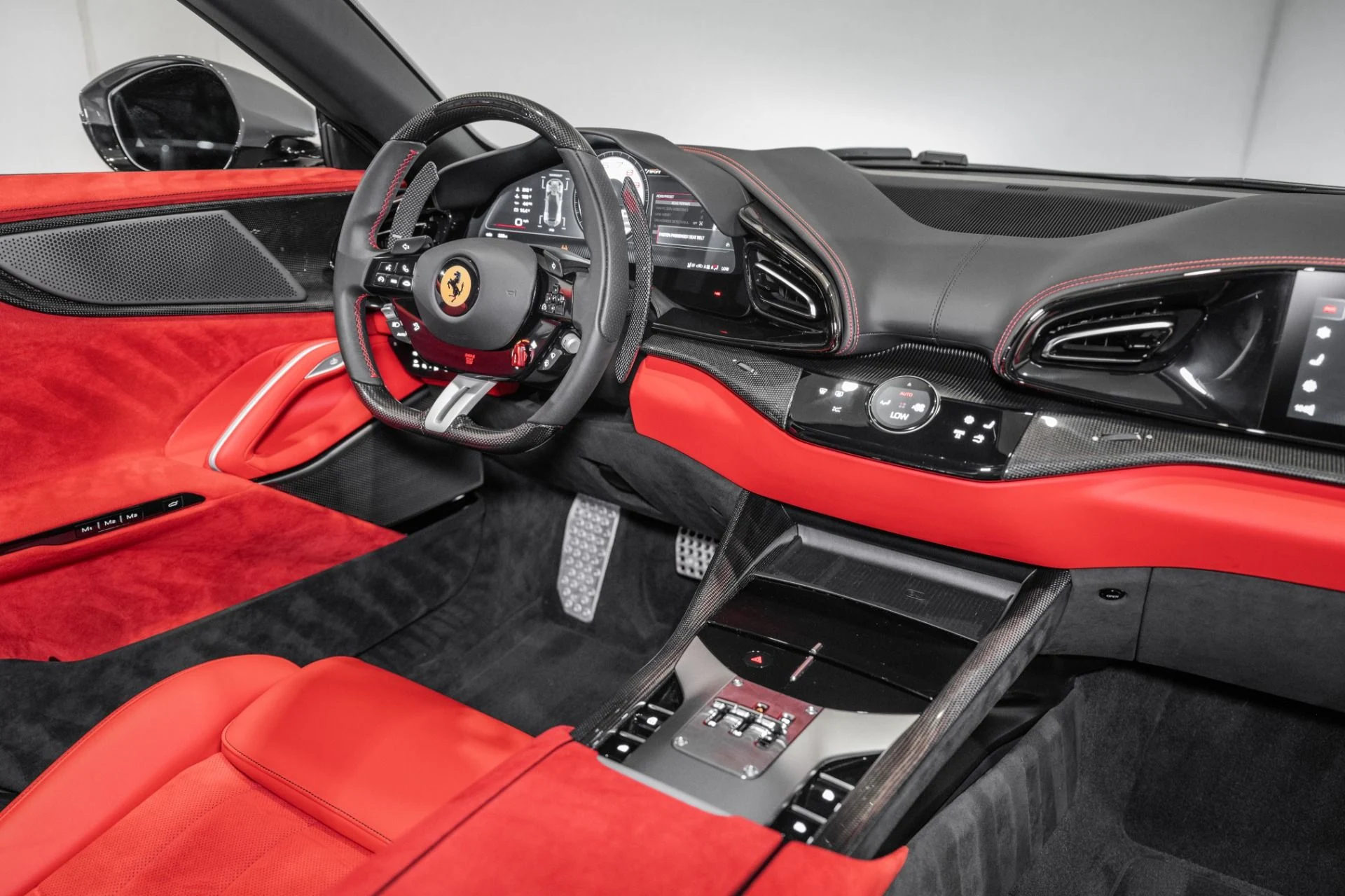 mph039_2438106055_Used_2026_Ferrari_Purosangue_1781276240_717c9c3193