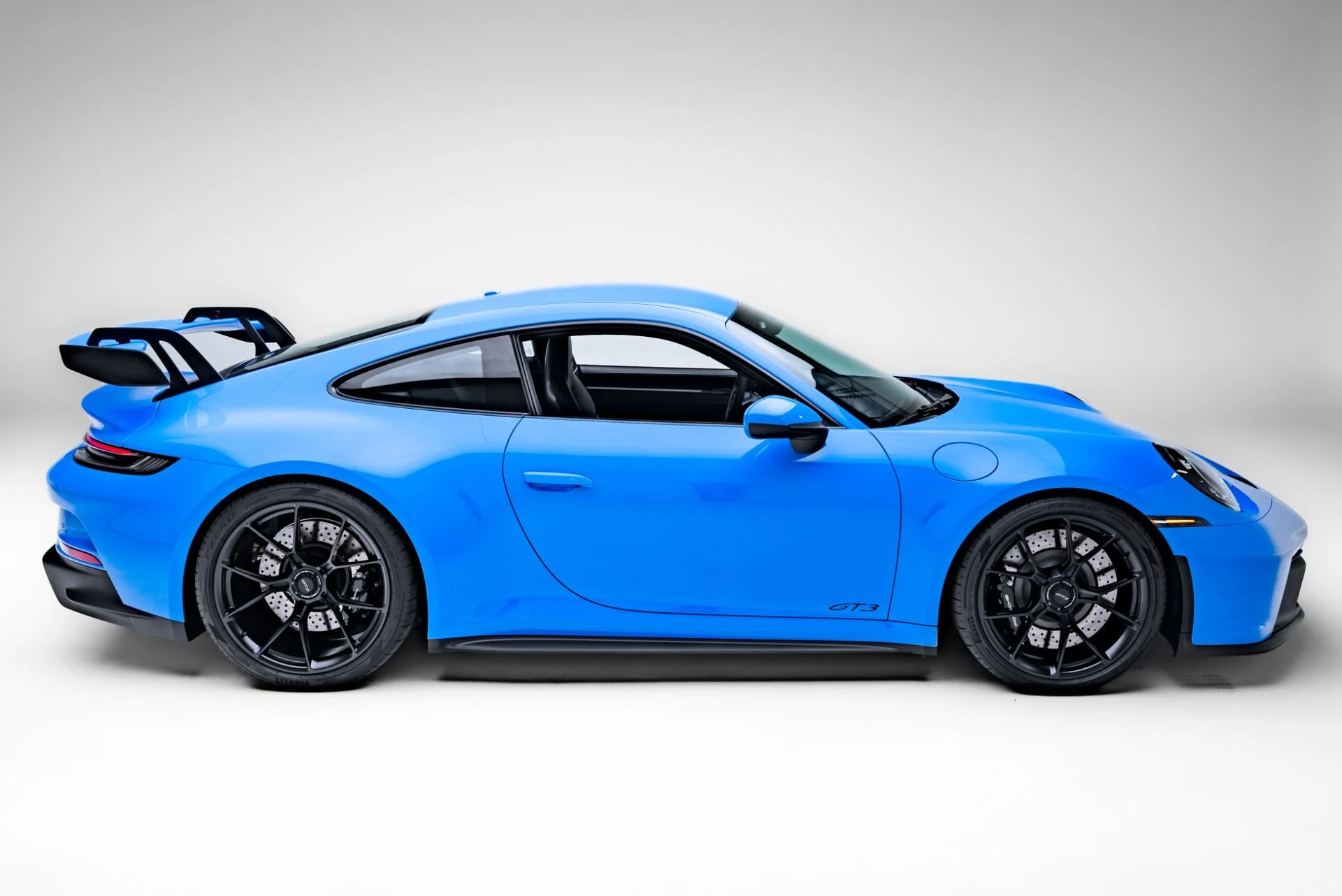 mph039_2445479144_Used_2023_Porsche_911_GT_3_1771960817_cacea282e1