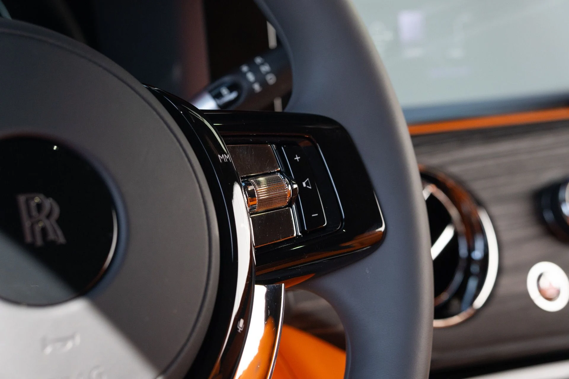 mph039_2445724624_Used_2024_Rolls_Royce_Spectre_1772250917_653605557c