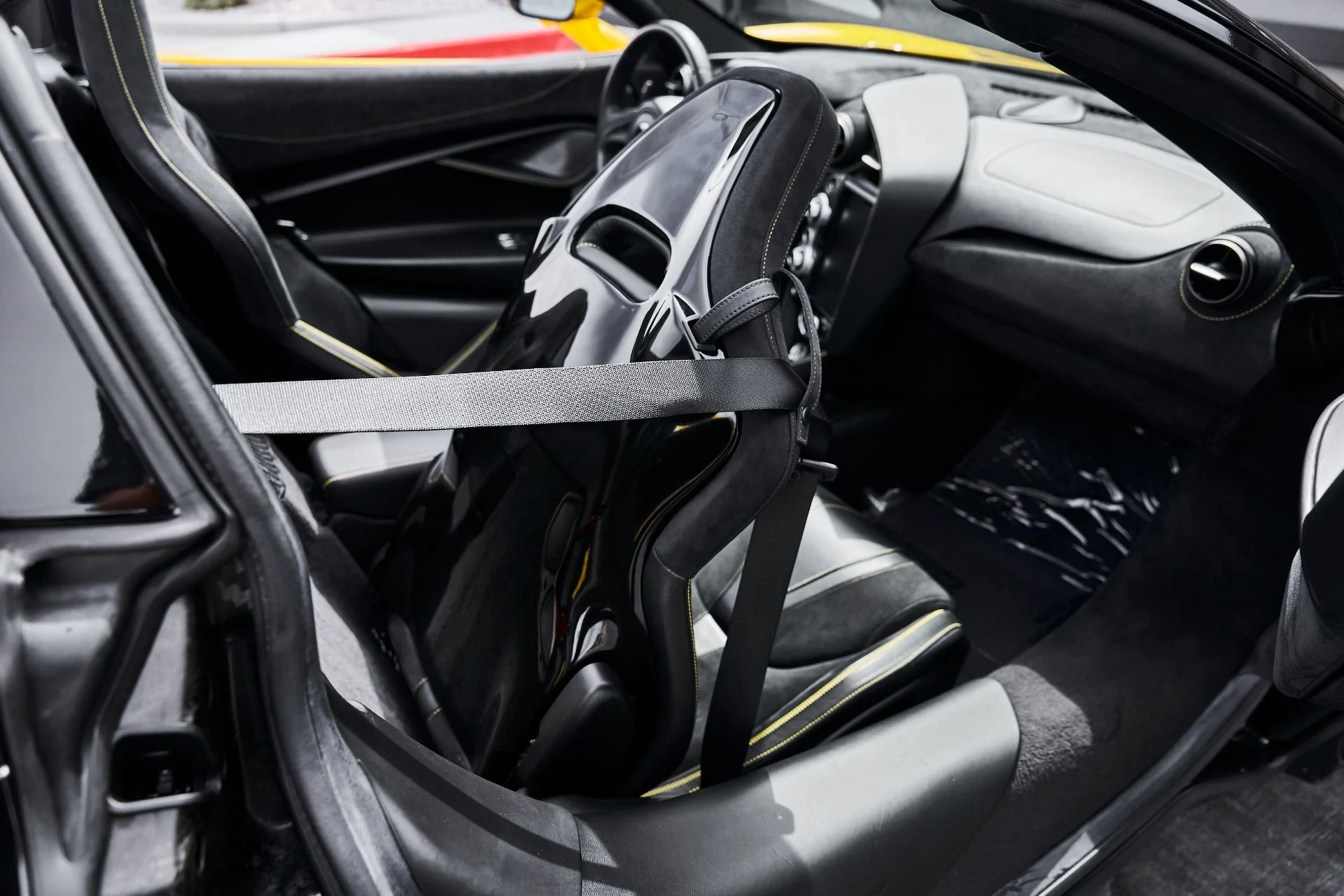 mph039_2447745218_Used_2021_Mc_Laren_720_S_1775521553_2f5660f538