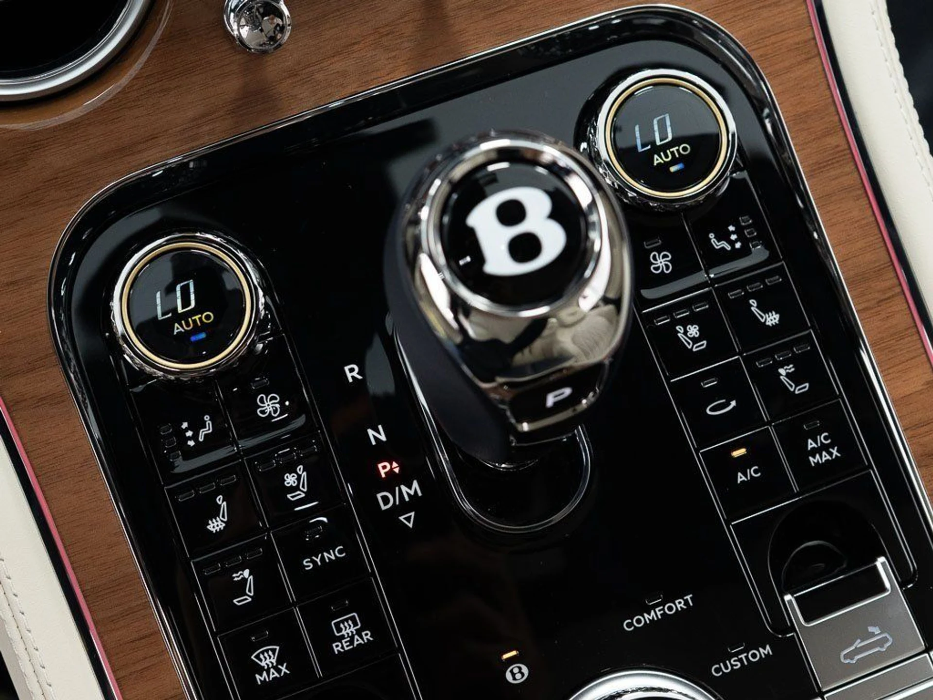 mph039_2473979137_c19c981f31a42cf09bf727df8780943f_3a35dd6e31