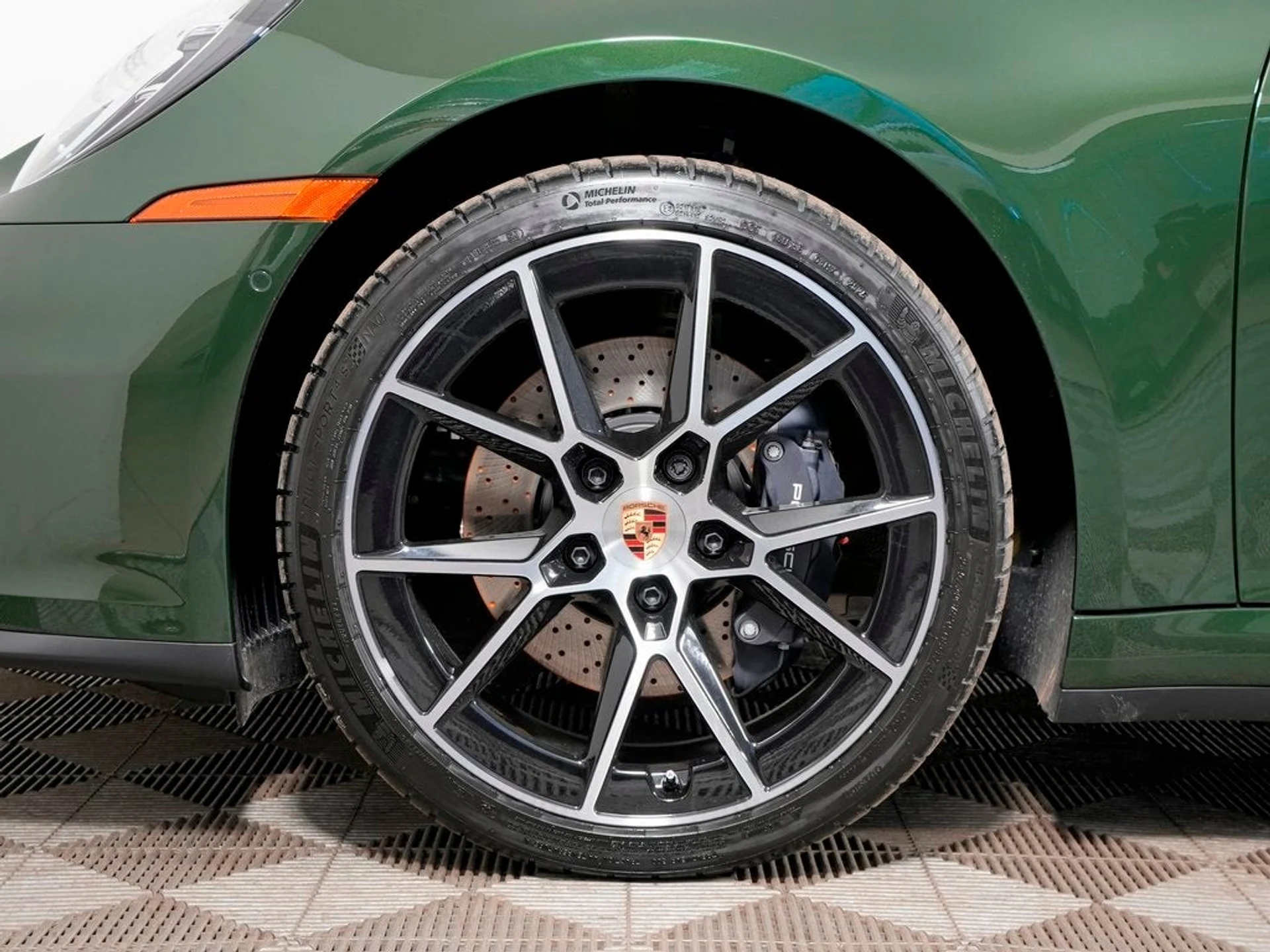 mph039_2476998991_40_52cd96006e