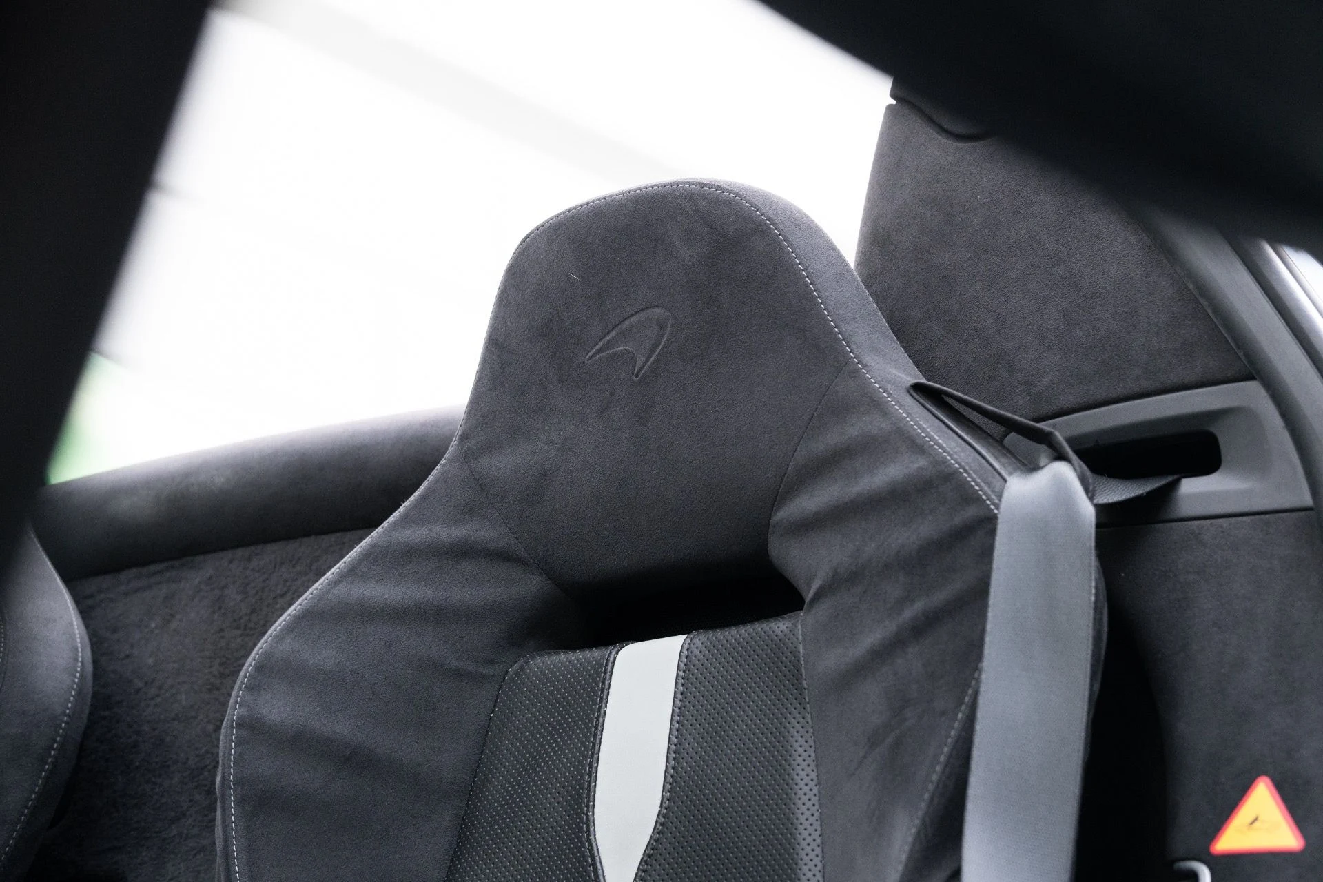 mph039_2481342973_Used_2018_Mc_Laren_570_S_Spider_1773949539_7799de6bb2