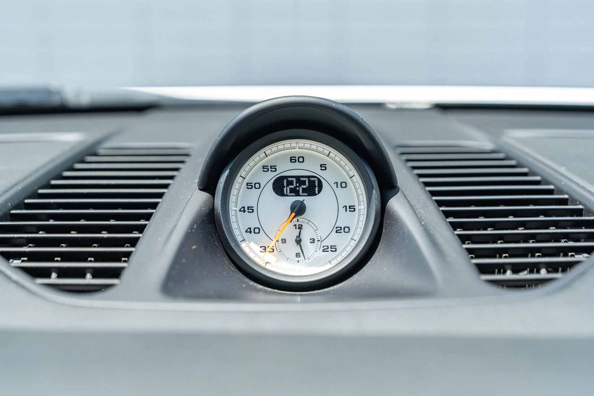 mph039_2498879713_Used_2019_Porsche_911_GT_3_RS_1754072613_8ab1b51545
